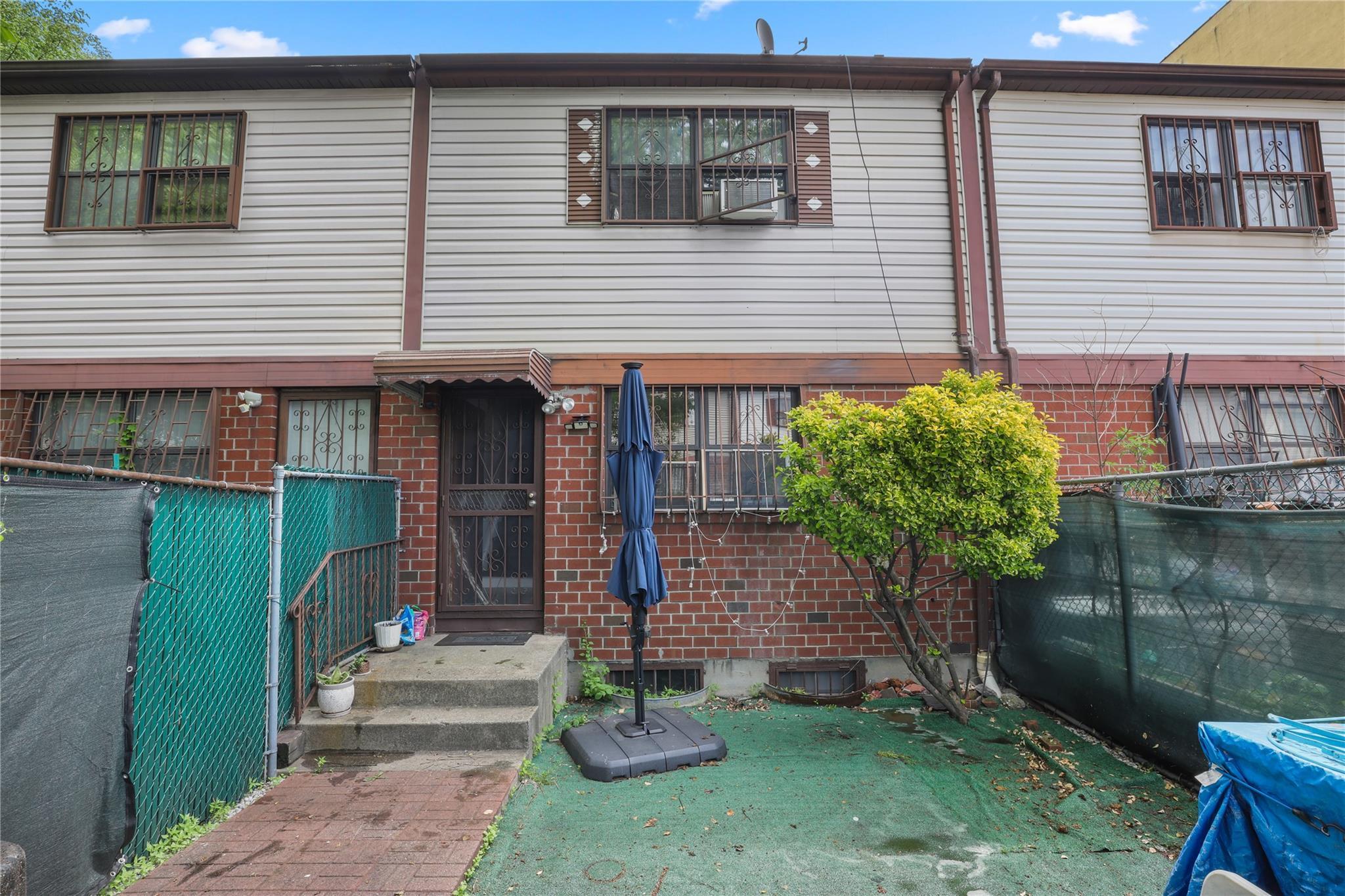 Single Family Jackson  Bronx, NY 10456, MLS-860783-13