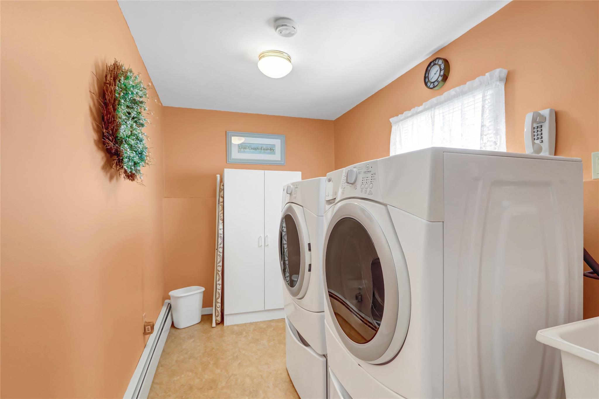 Single Family Balchen  Nassau County, NY 11762, MLS-860793-25