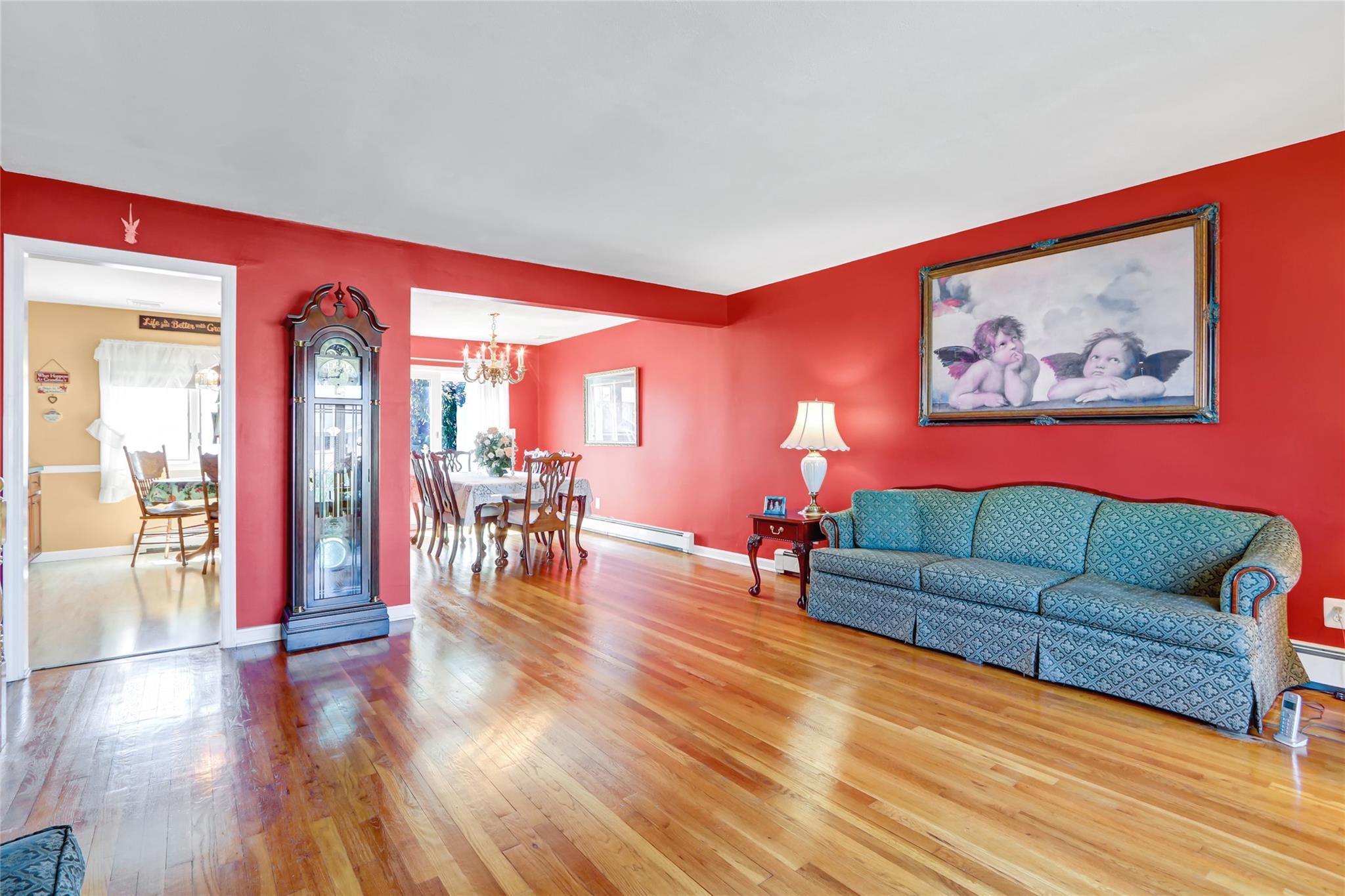 Single Family Balchen  Nassau County, NY 11762, MLS-860793-27