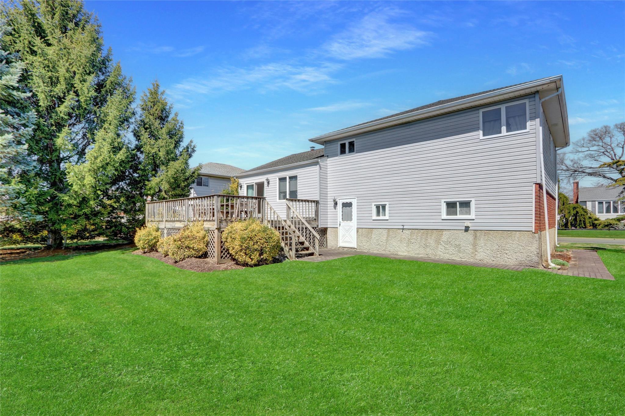 Single Family Balchen  Nassau County, NY 11762, MLS-860793-6