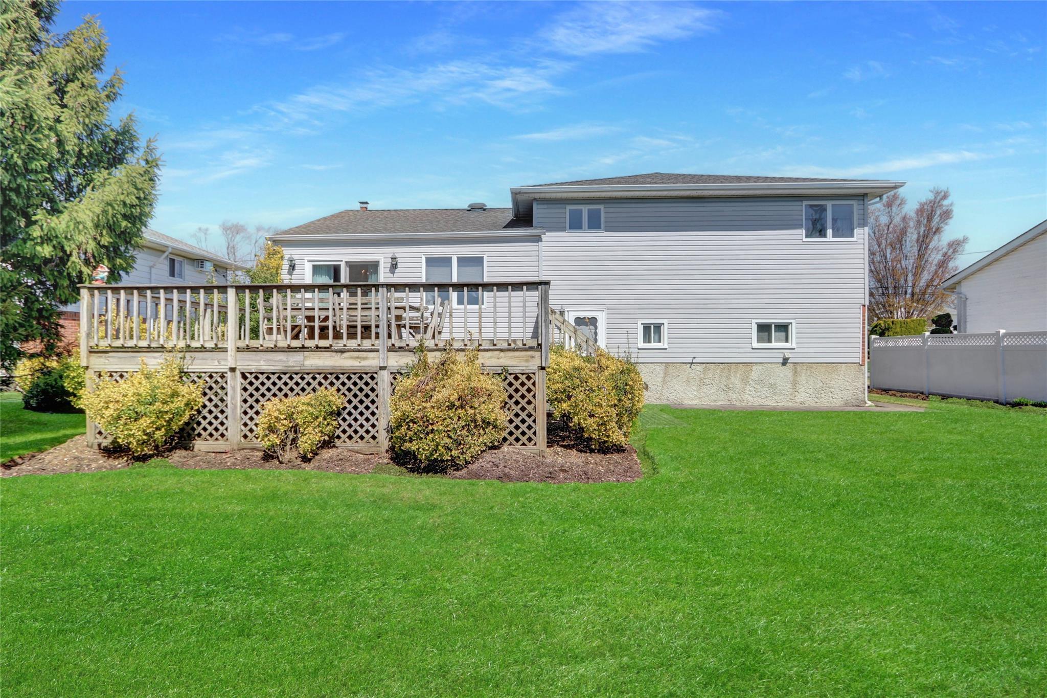Single Family Balchen  Nassau County, NY 11762, MLS-860793-7