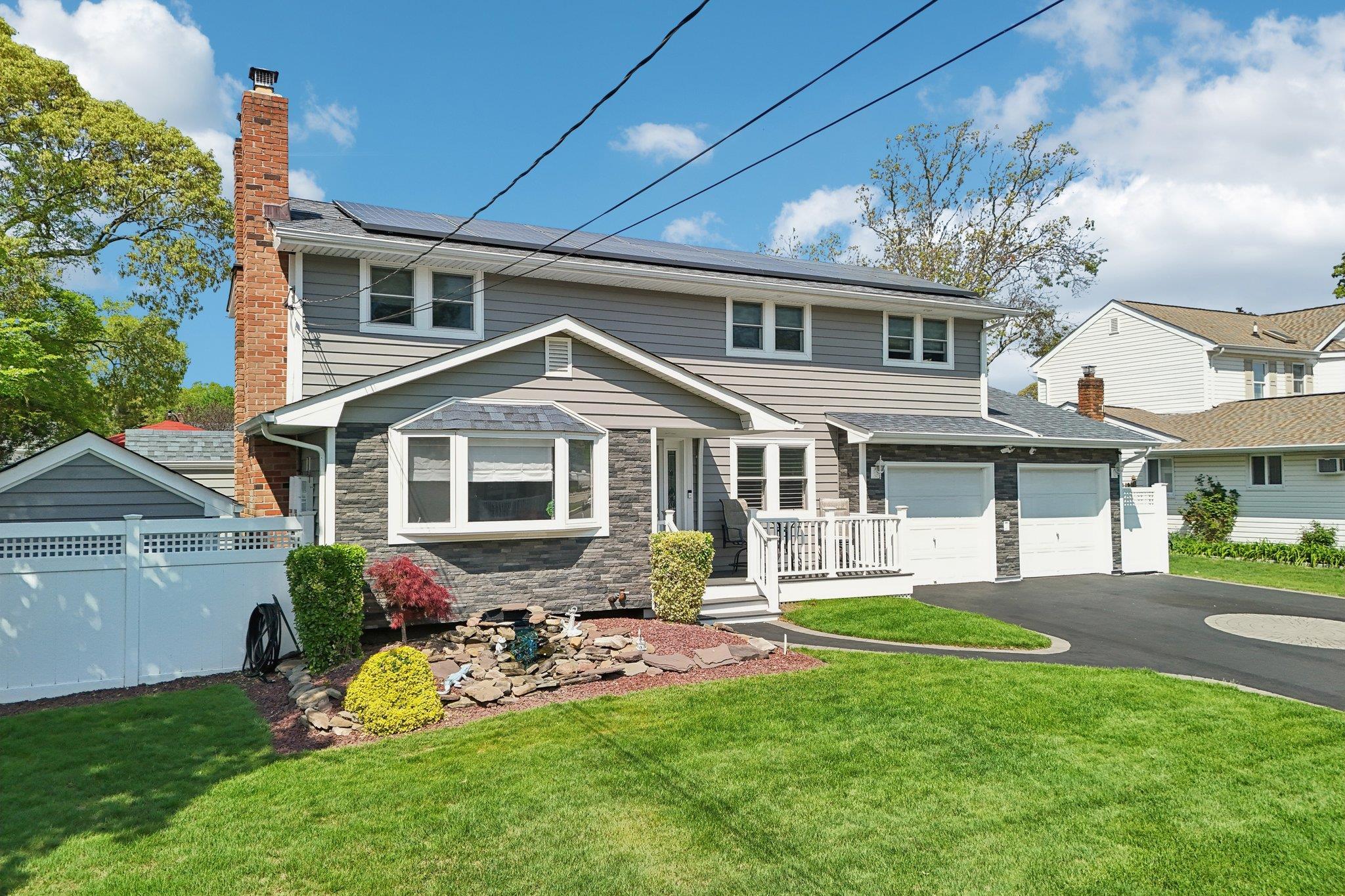 Single Family Galaxie  Suffolk County, NY 11784, MLS-860796-2