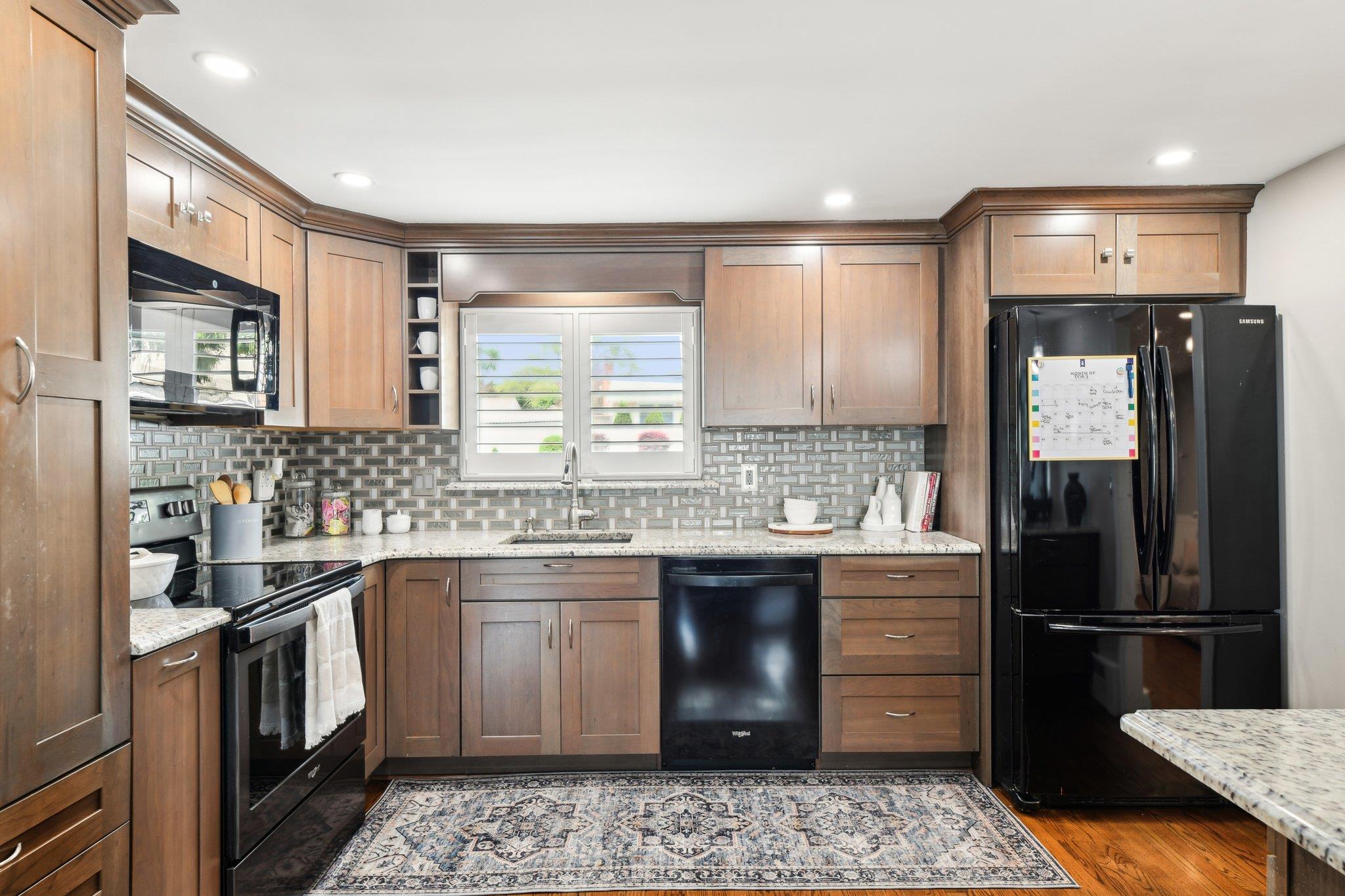 Single Family Galaxie  Suffolk County, NY 11784, MLS-860796-8