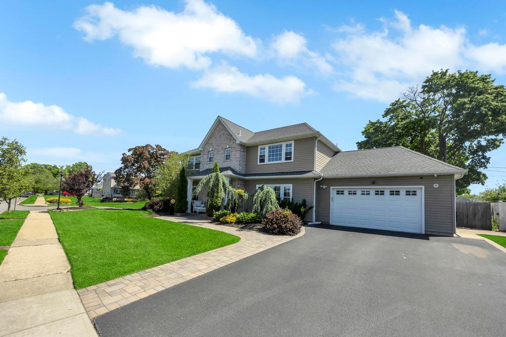 Single Family Saddle  Nassau County, NY 11756, MLS-860798-3