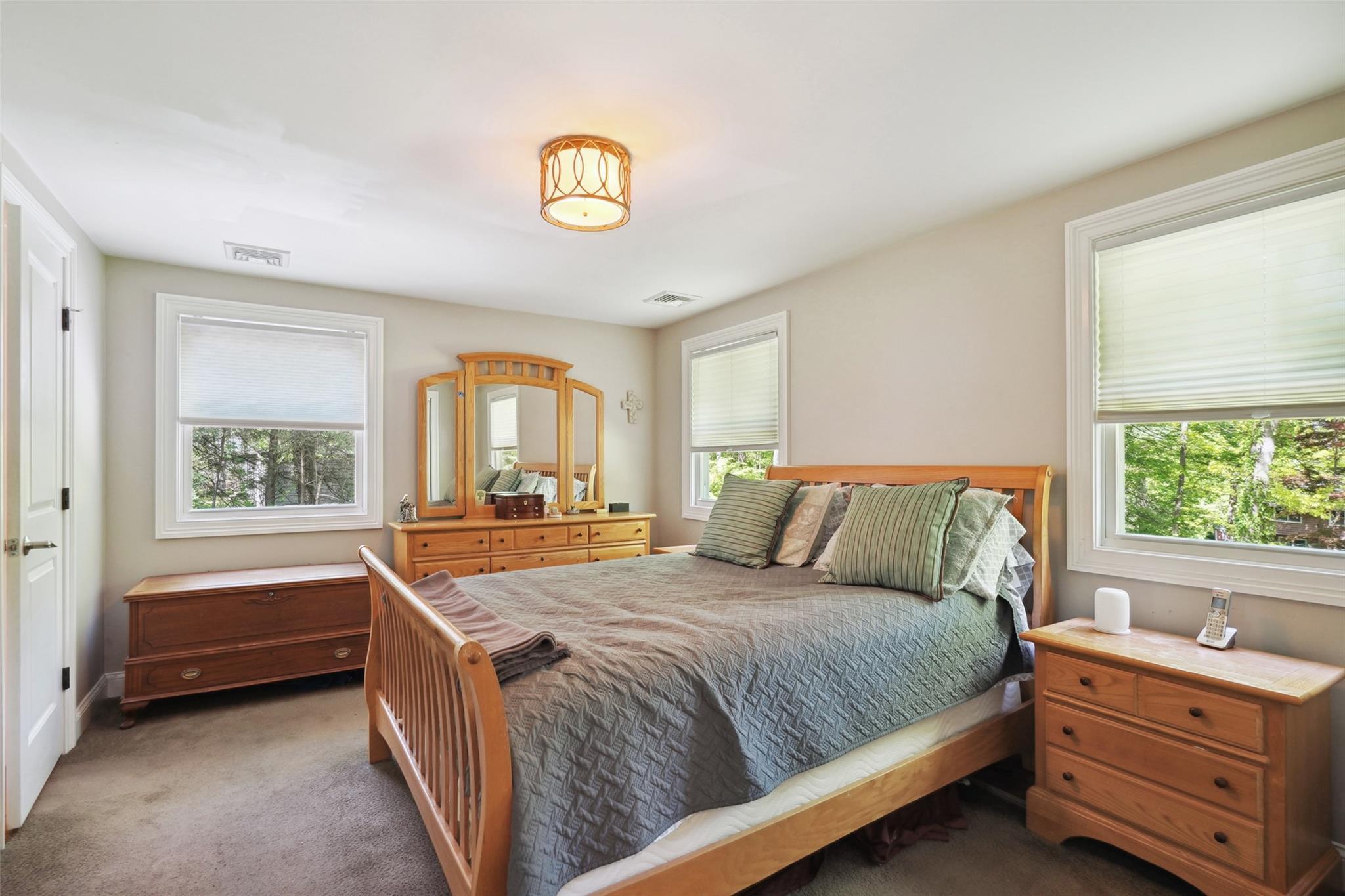 Single Family Kingswood  Westchester County, NY 10590, MLS-860821-17