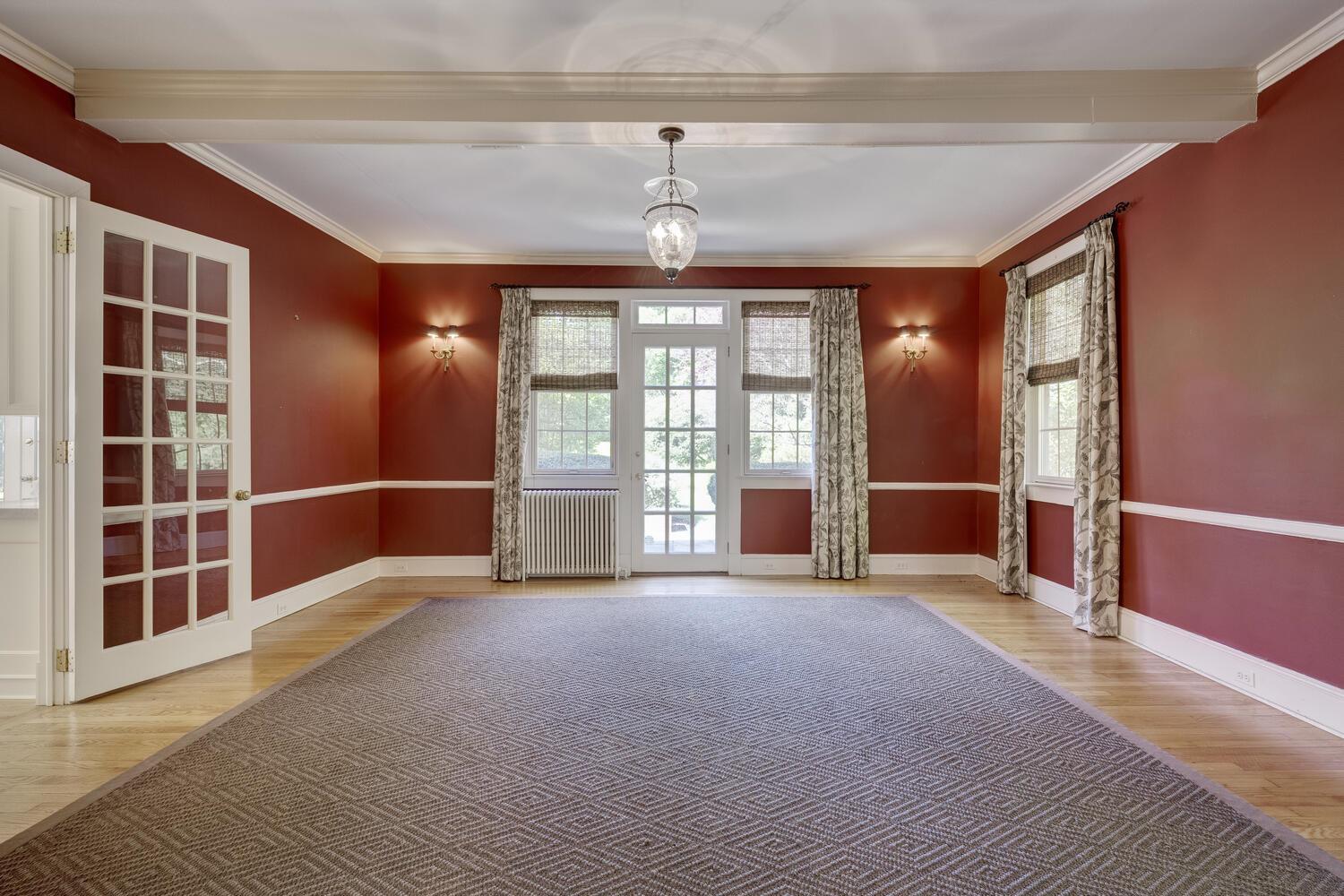 Single Family Cove  Nassau County, NY 11771, MLS-860829-17