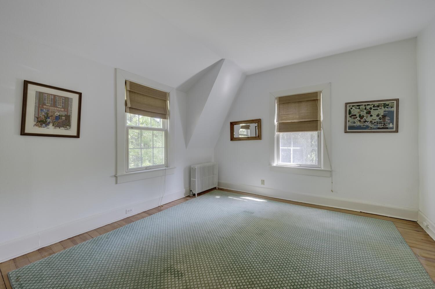 Single Family Cove  Nassau County, NY 11771, MLS-860829-26