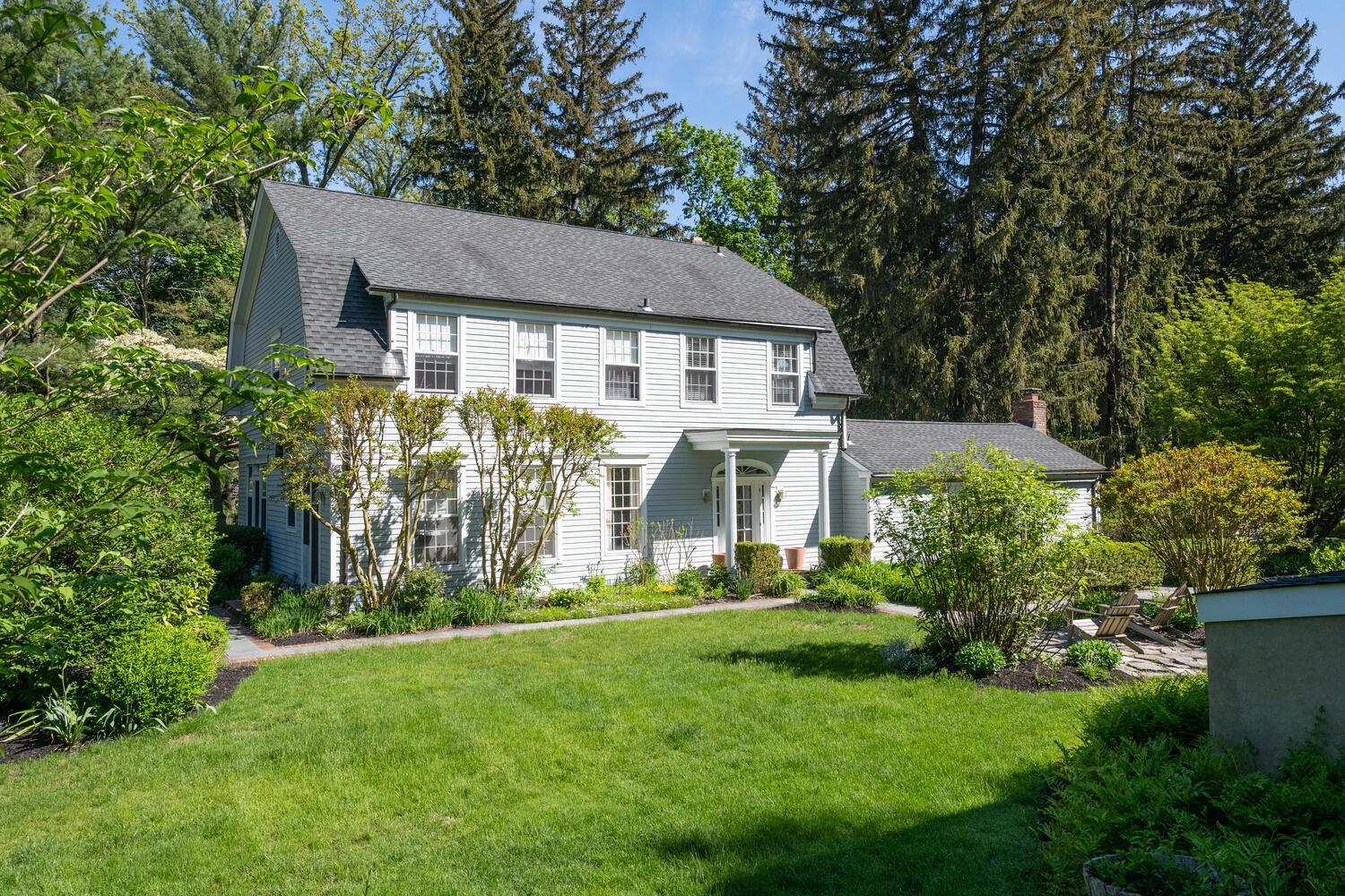 Single Family Cove  Nassau County, NY 11771, MLS-860829-31