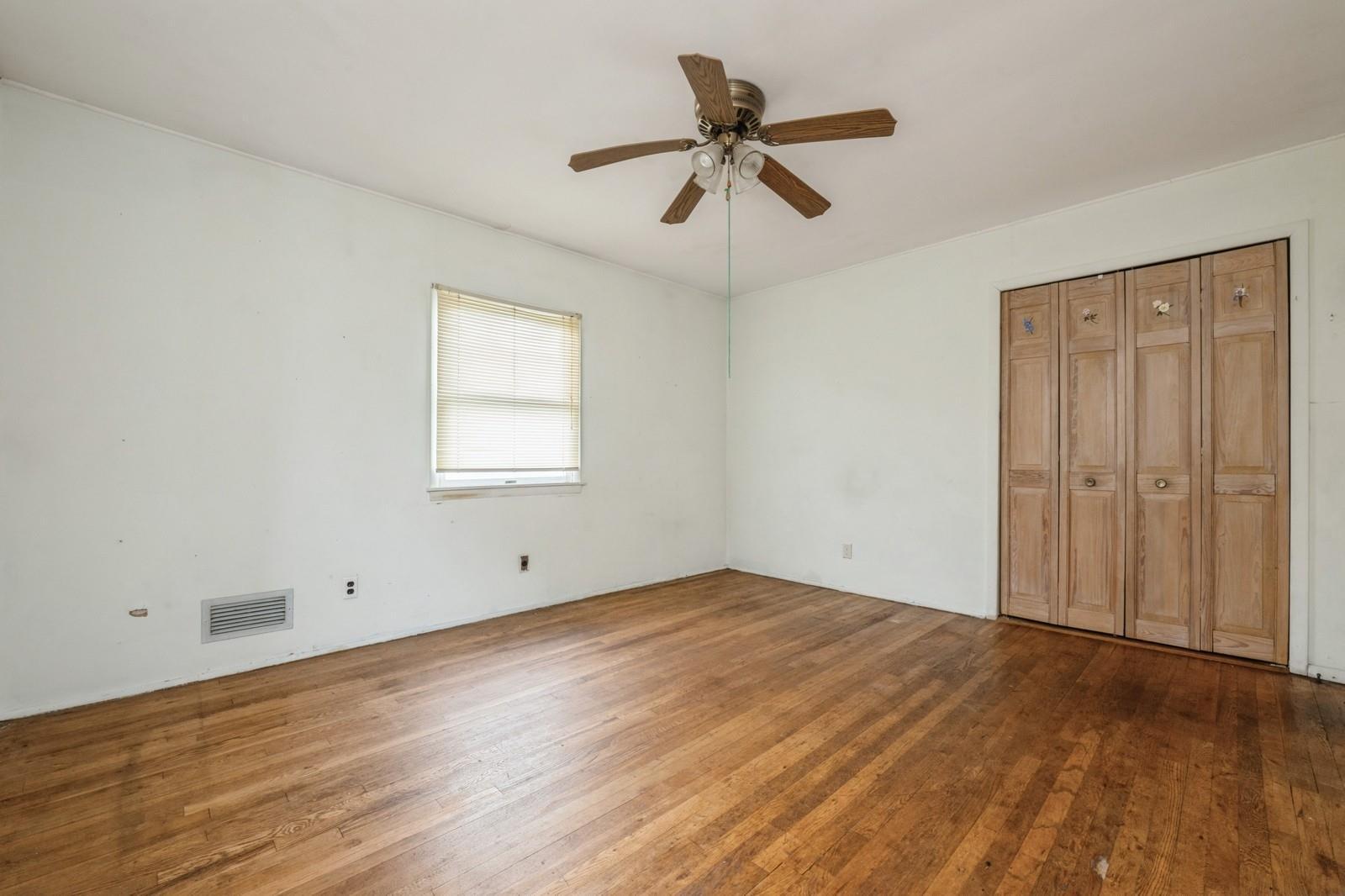 Single Family Kell  Nassau County, NY 11783, MLS-860834-10