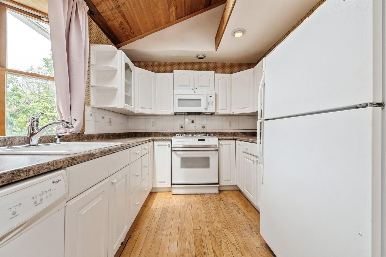 Single Family Kell  Nassau County, NY 11783, MLS-860834-3