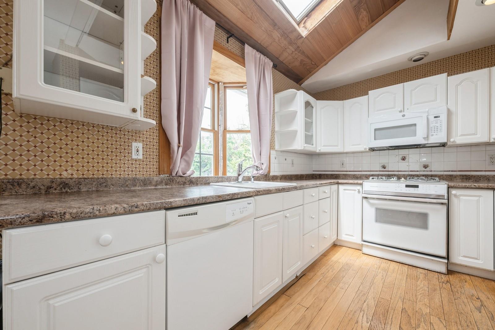 Single Family Kell  Nassau County, NY 11783, MLS-860834-4