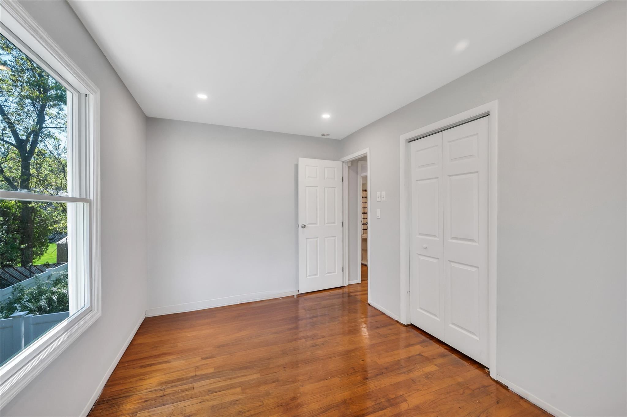 Single Family Terry  Suffolk County, NY 11779, MLS-860837-21