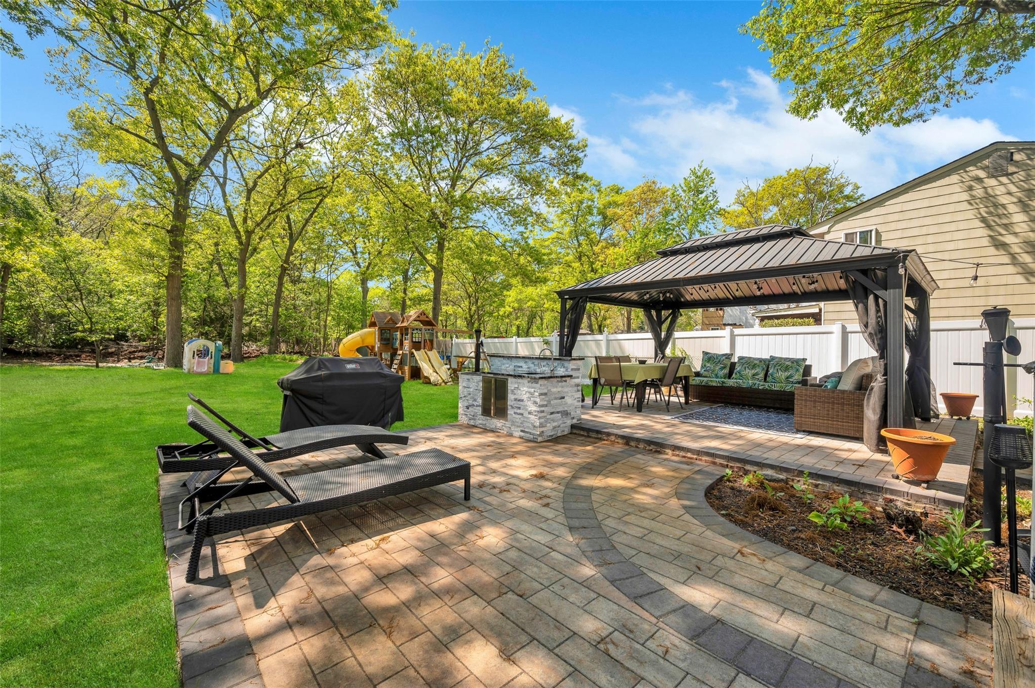 Single Family Terry  Suffolk County, NY 11779, MLS-860837-32