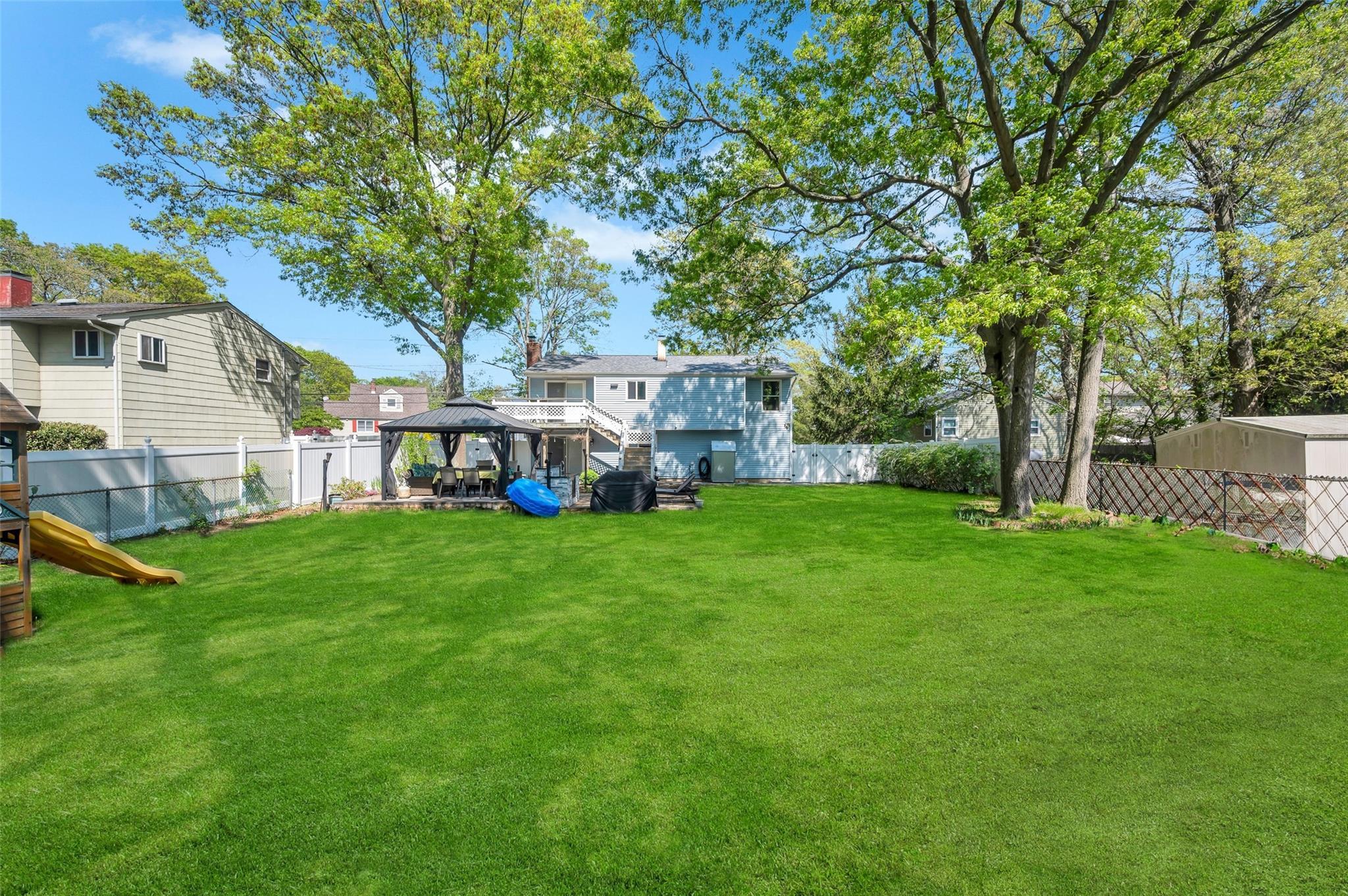 Single Family Terry  Suffolk County, NY 11779, MLS-860837-34
