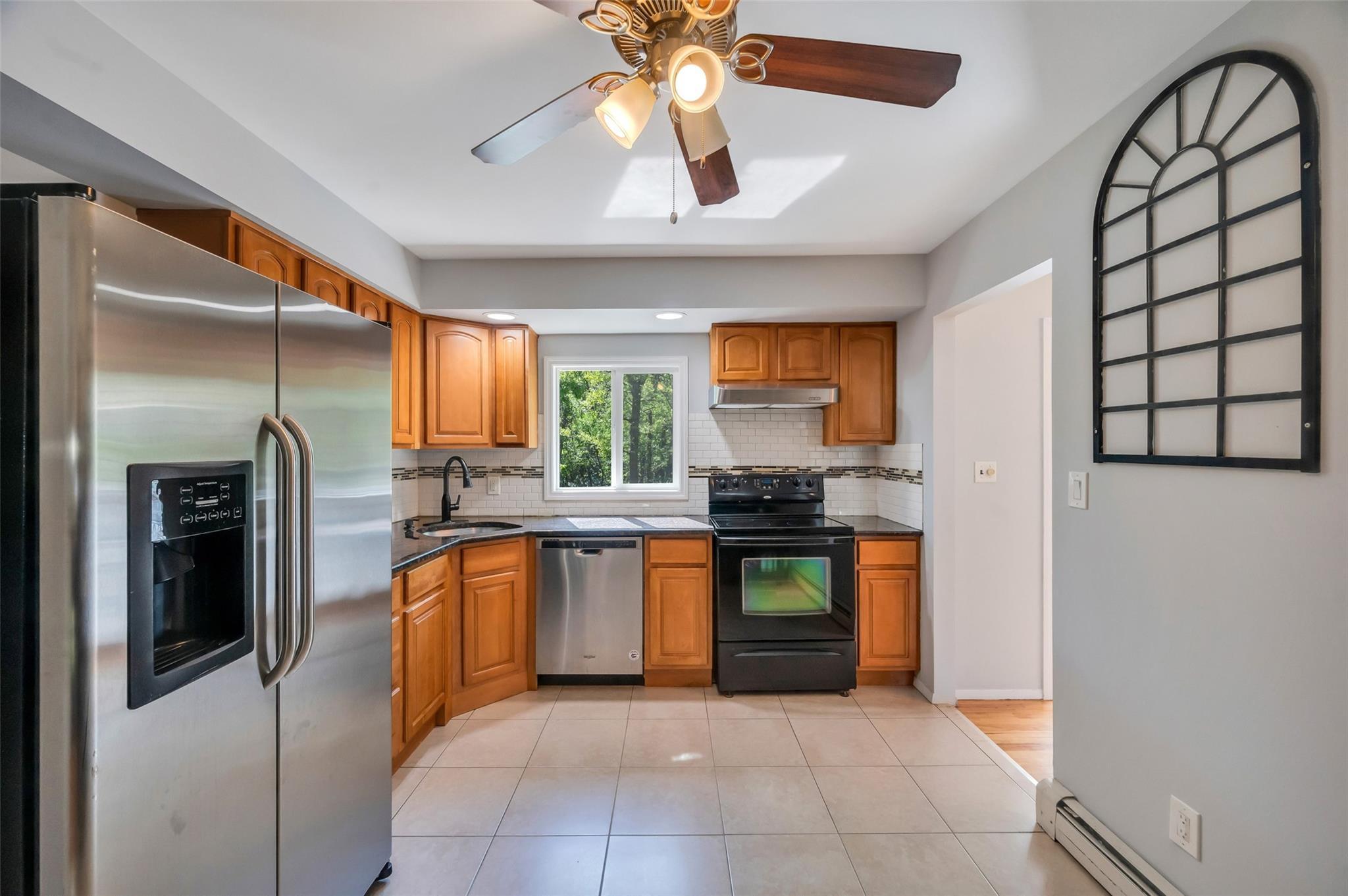 Single Family Terry  Suffolk County, NY 11779, MLS-860837-5