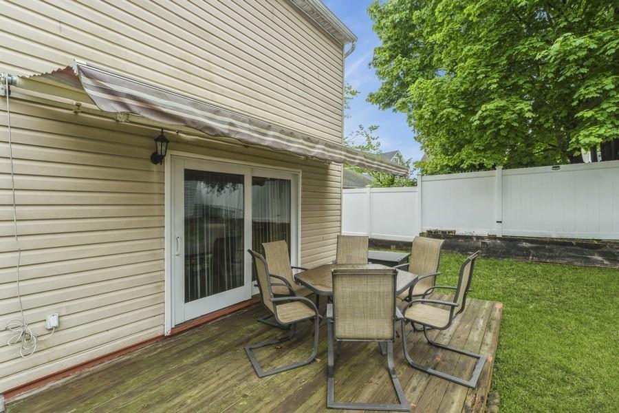 Single Family Bayview  Nassau County, NY 11096, MLS-860838-18
