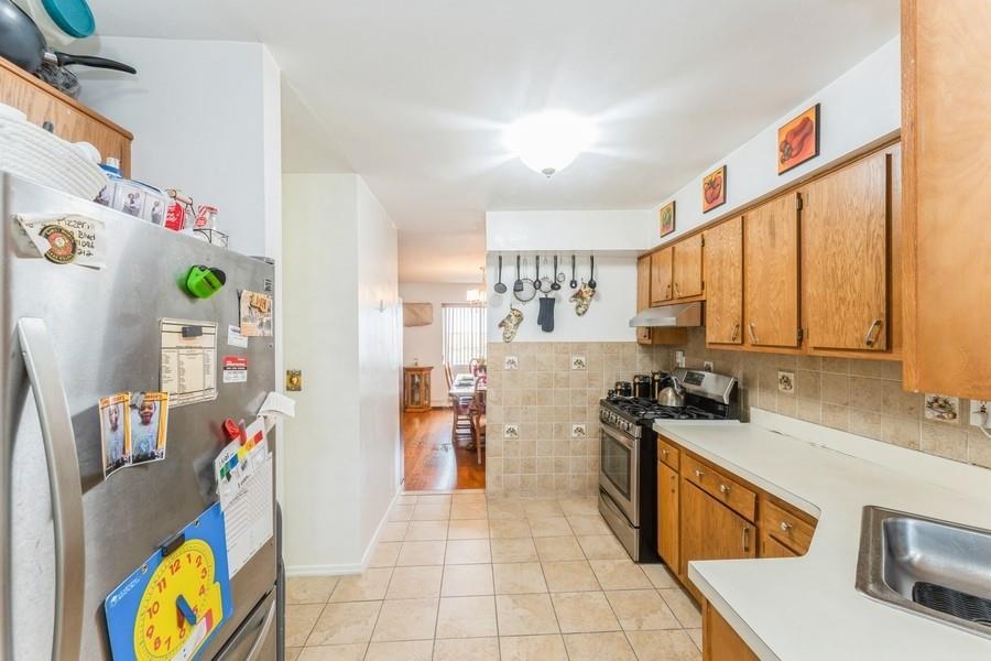 Single Family Bayview  Nassau County, NY 11096, MLS-860838-8