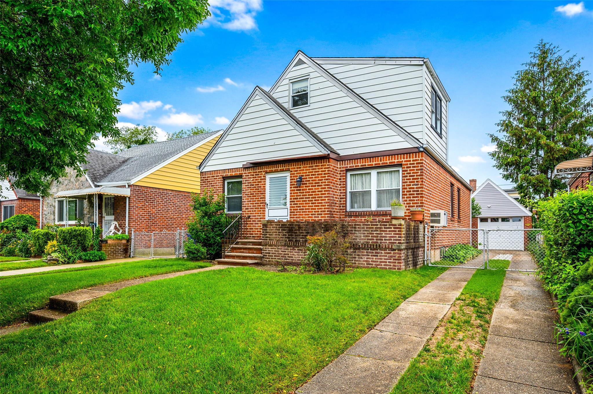 Single Family 234th  Queens, NY 11422, MLS-860867-2