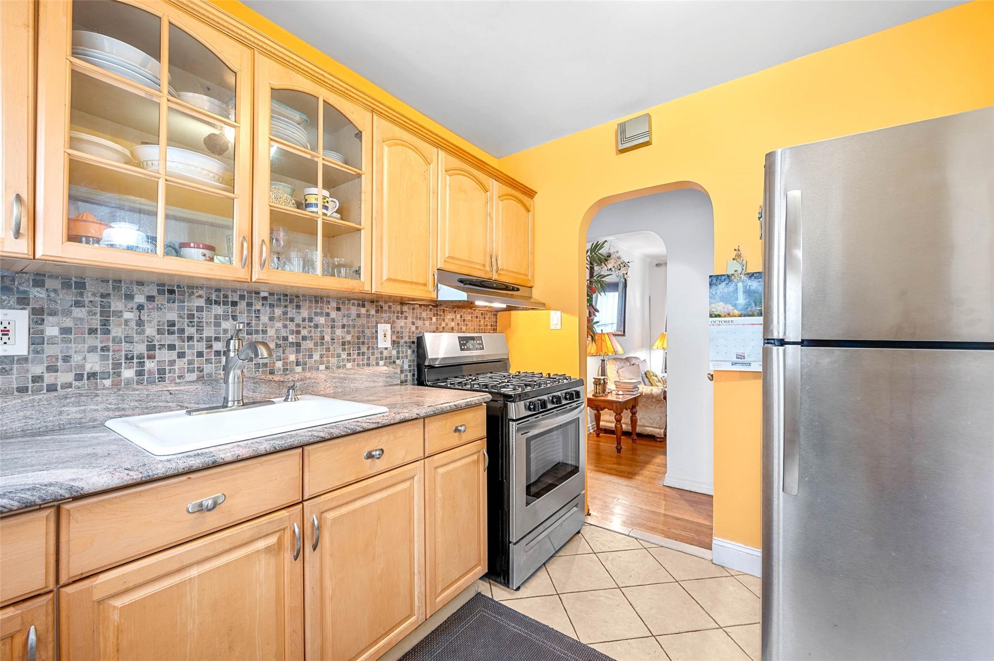 Single Family 234th  Queens, NY 11422, MLS-860867-7