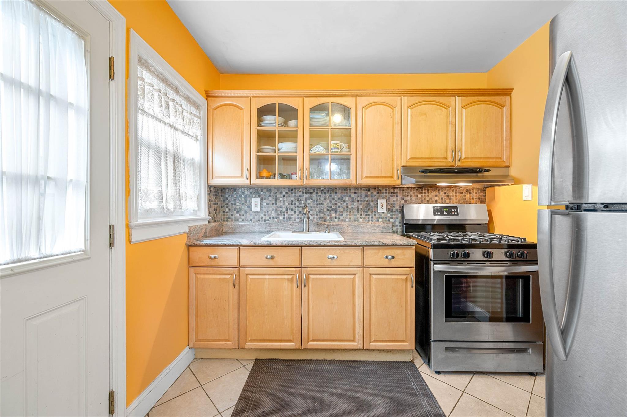Single Family 234th  Queens, NY 11422, MLS-860867-8