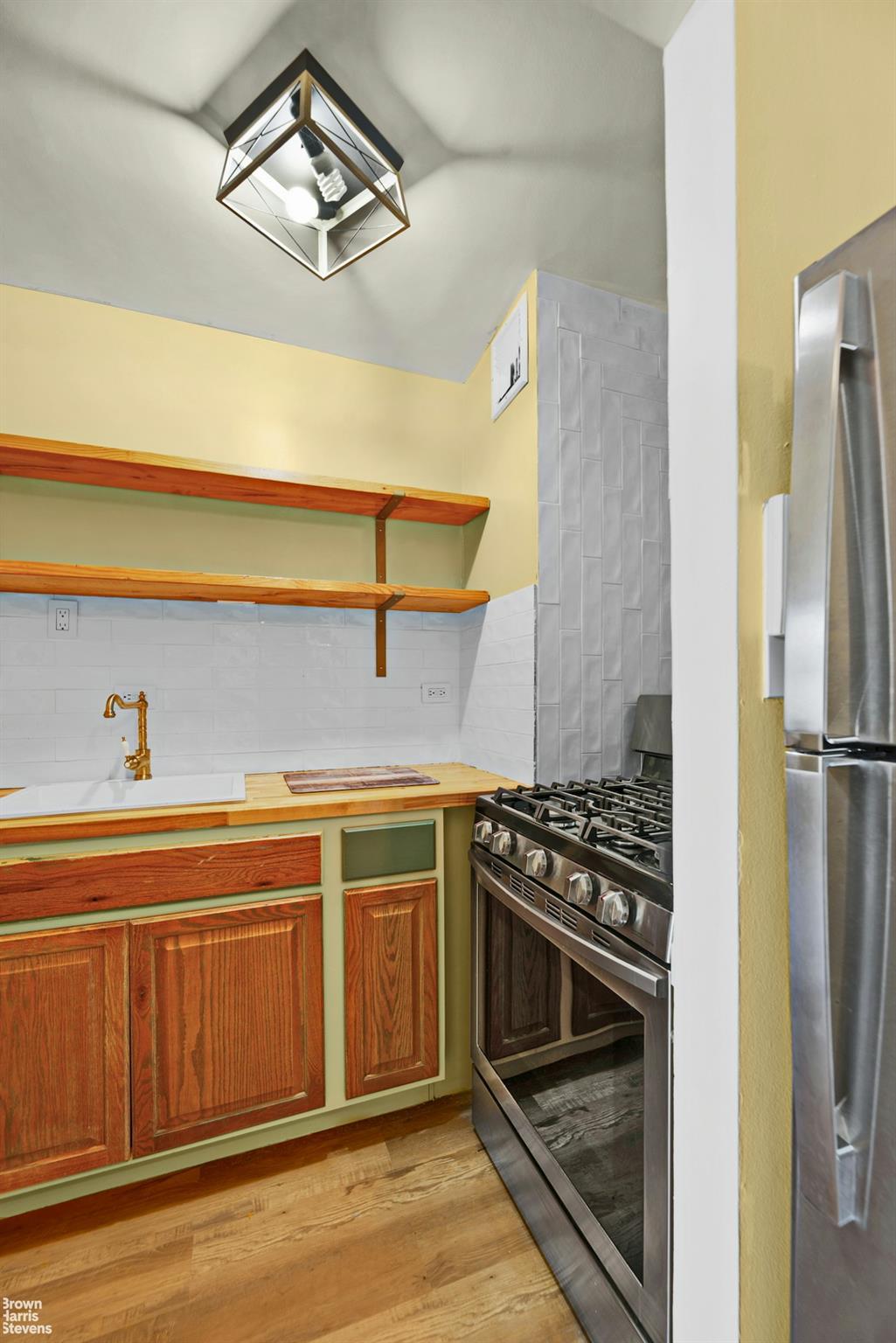 Coop Saint Paul  Bronx, NY 10461, MLS-860874-5