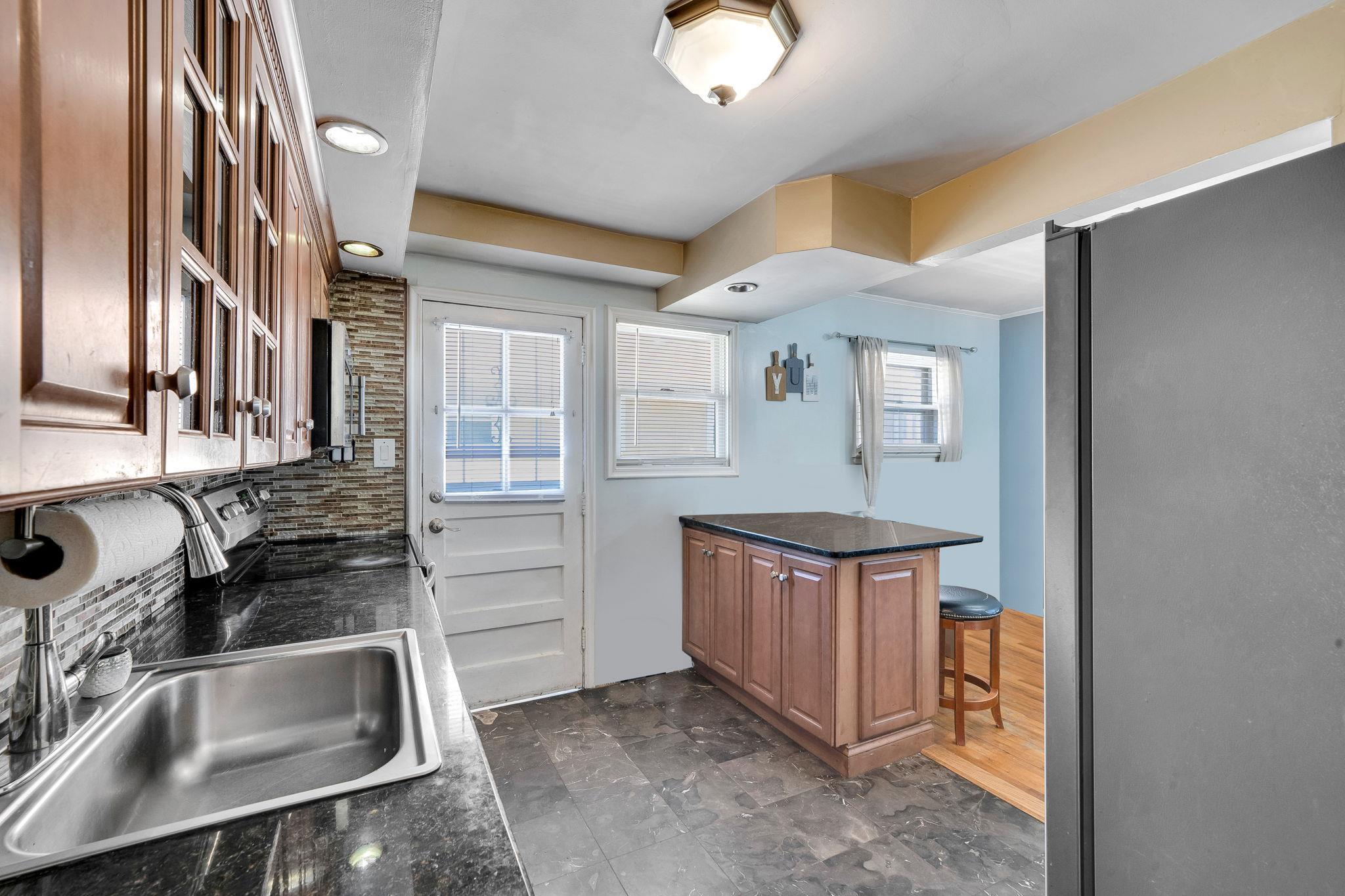 Single Family Grand  Nassau County, NY 11520, MLS-860885-15