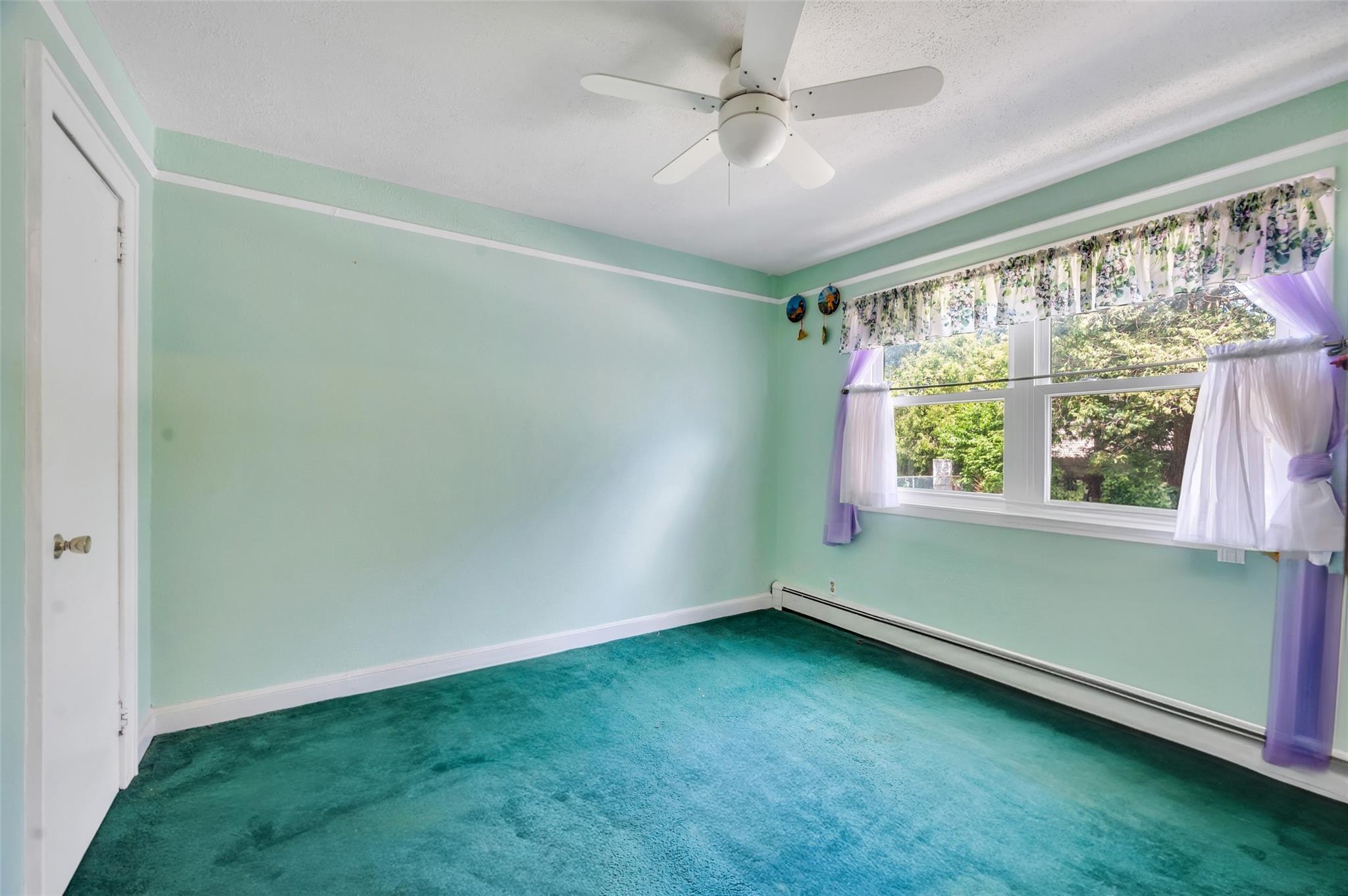 Single Family Forest  Suffolk County, NY 11754, MLS-860895-25