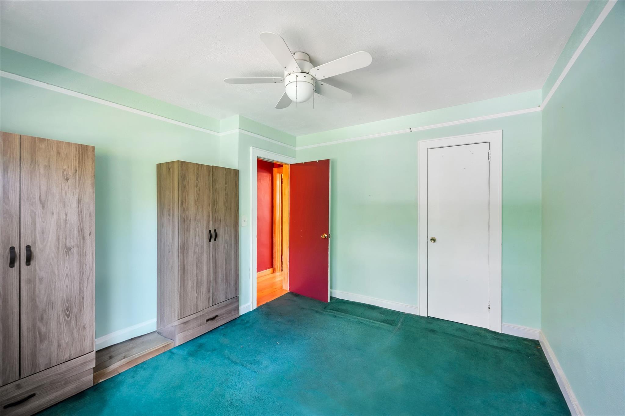 Single Family Forest  Suffolk County, NY 11754, MLS-860895-26