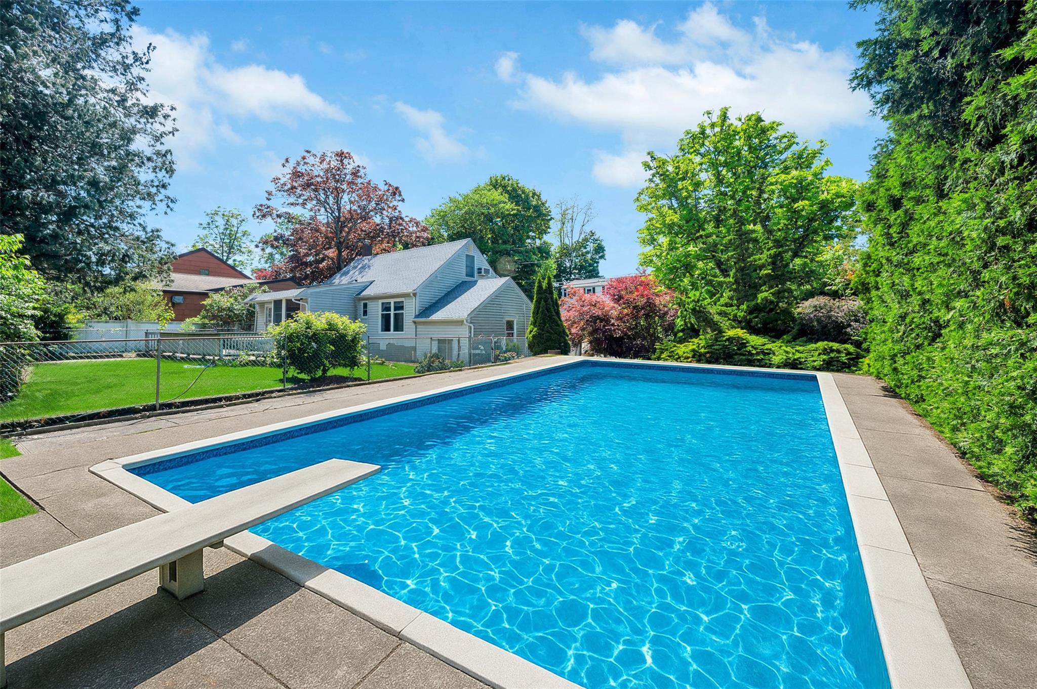 Single Family Forest  Suffolk County, NY 11754, MLS-860895-3