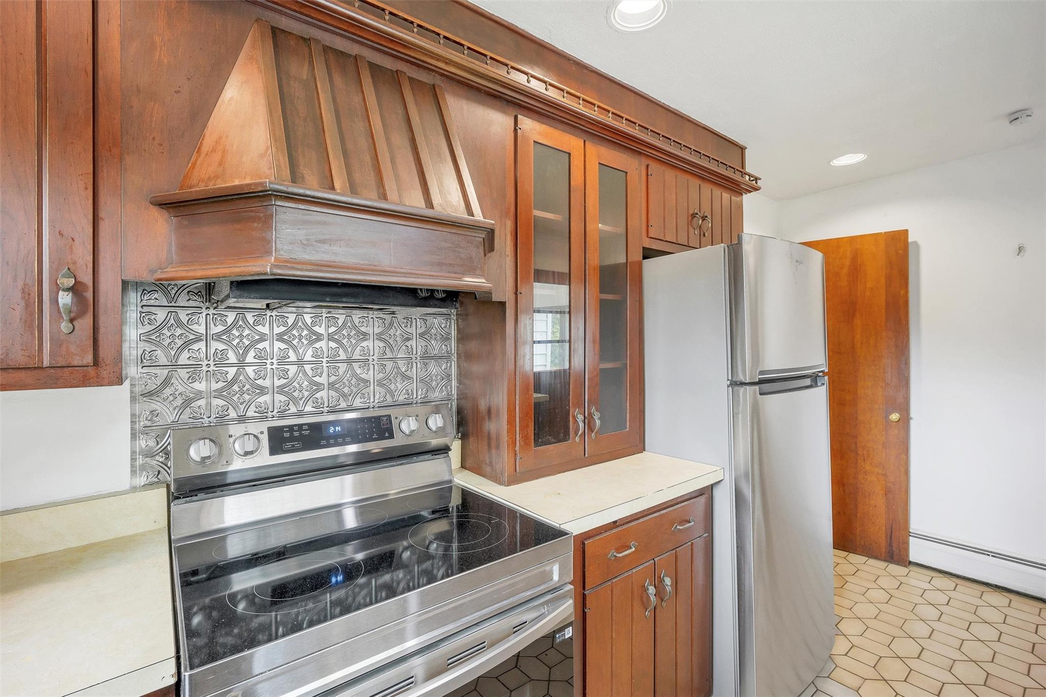Single Family Vassar  Dutchess County, NY 12603, MLS-860901-13