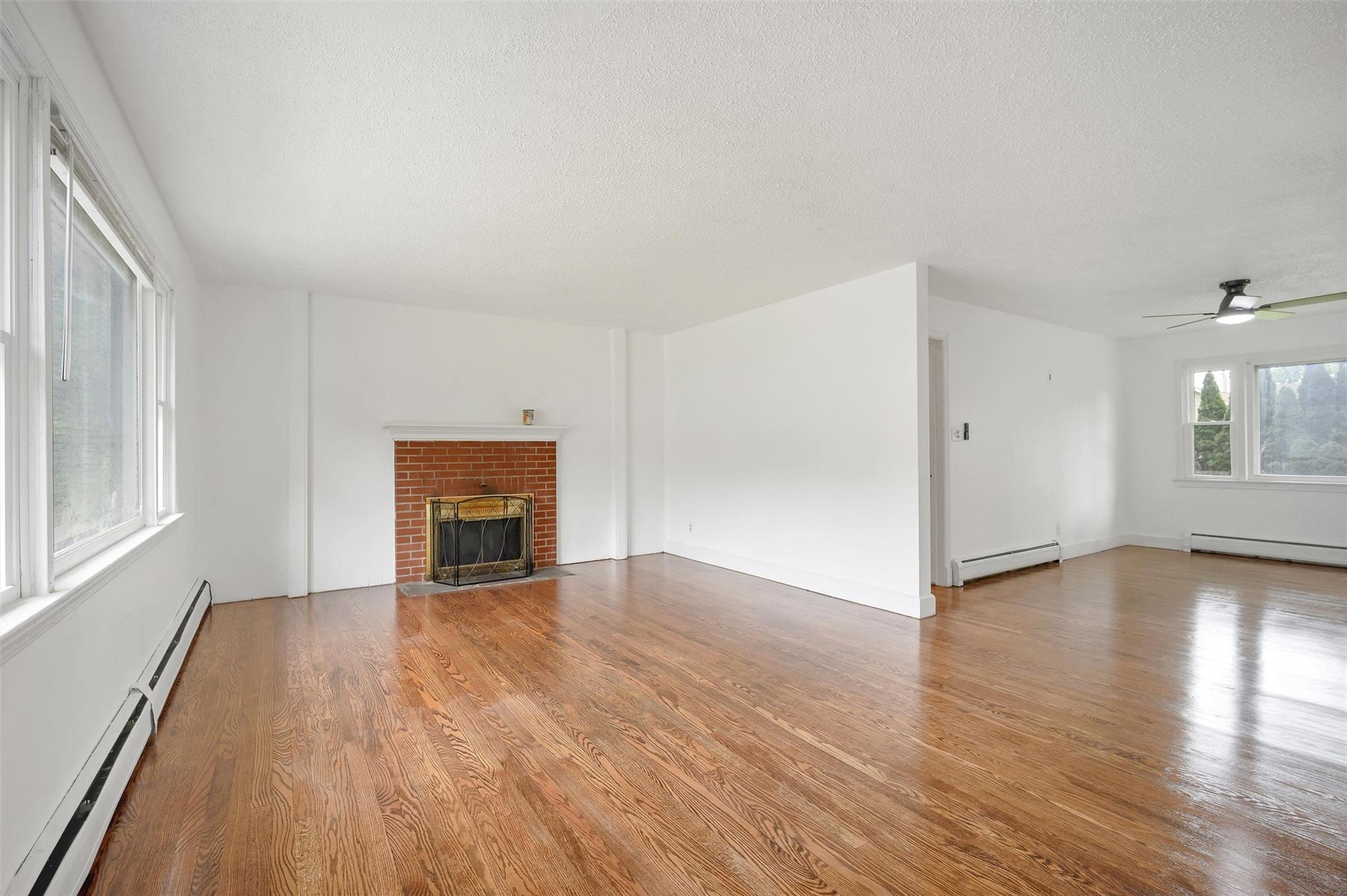 Single Family Vassar  Dutchess County, NY 12603, MLS-860901-5