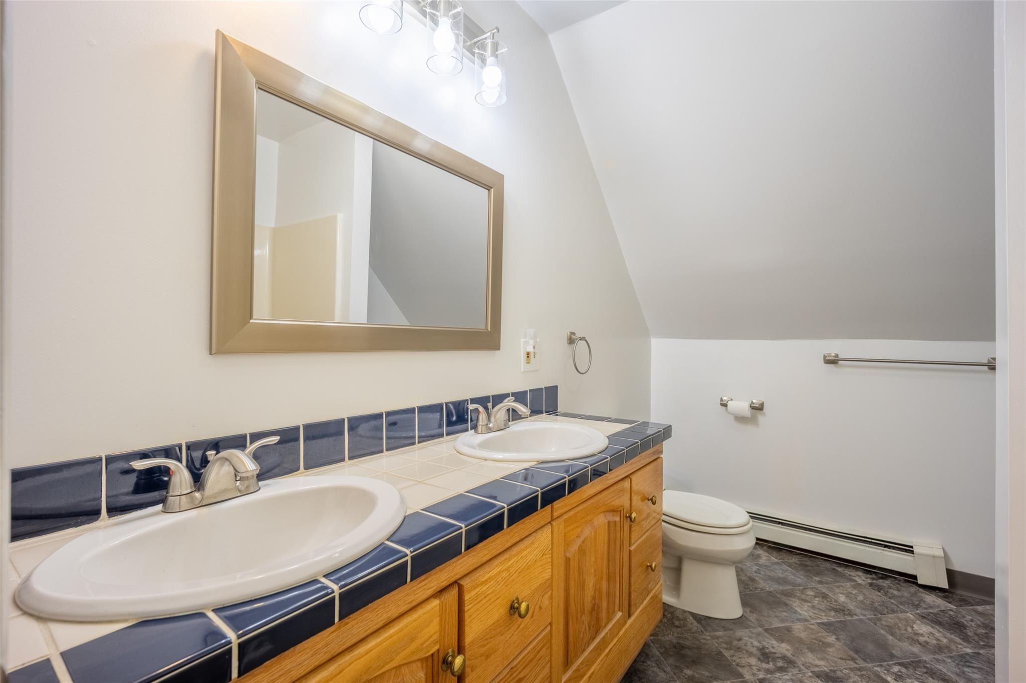 Single Family Prospect  Dutchess County, NY 12508, MLS-860919-27