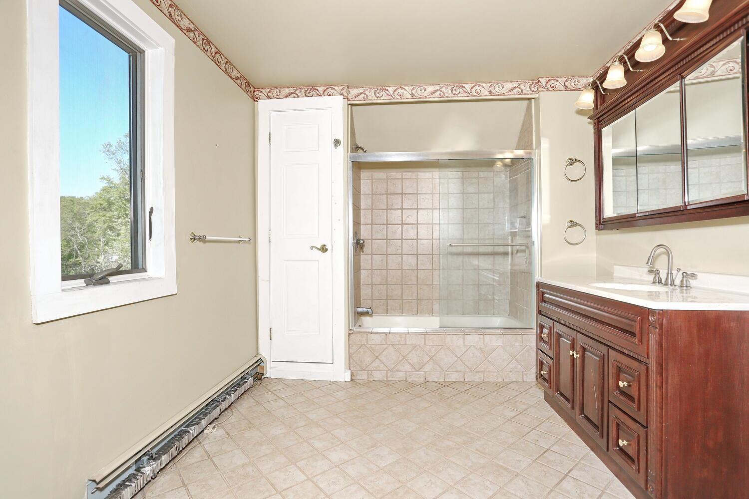 Single Family Ny-17b  Sullivan County, NY 12762, MLS-860920-24