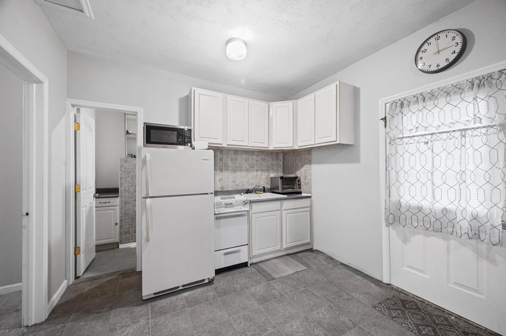 Single Family Timber Trail  Suffolk County, NY 11763, MLS-860922-38