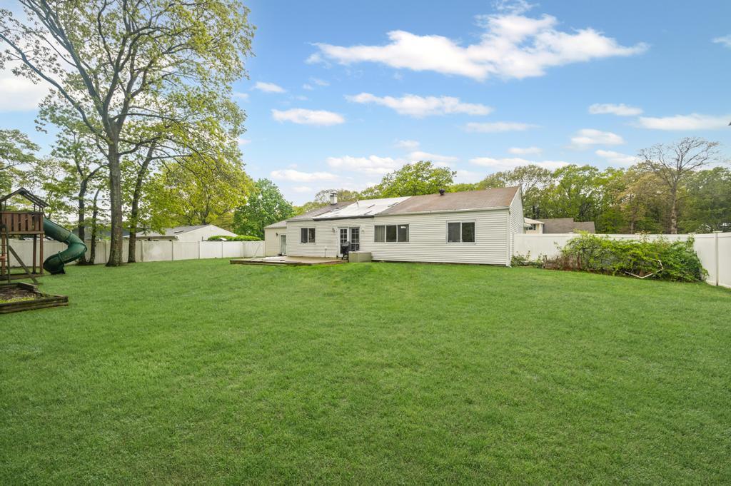 Single Family Timber Trail  Suffolk County, NY 11763, MLS-860922-7