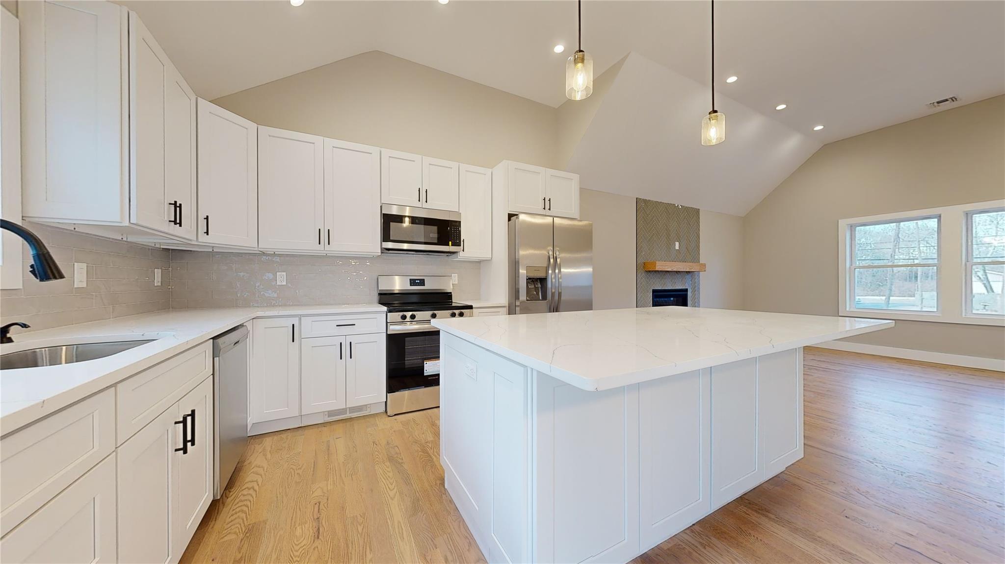 Single Family Brookfield  Suffolk County, NY 11934, MLS-860924-15