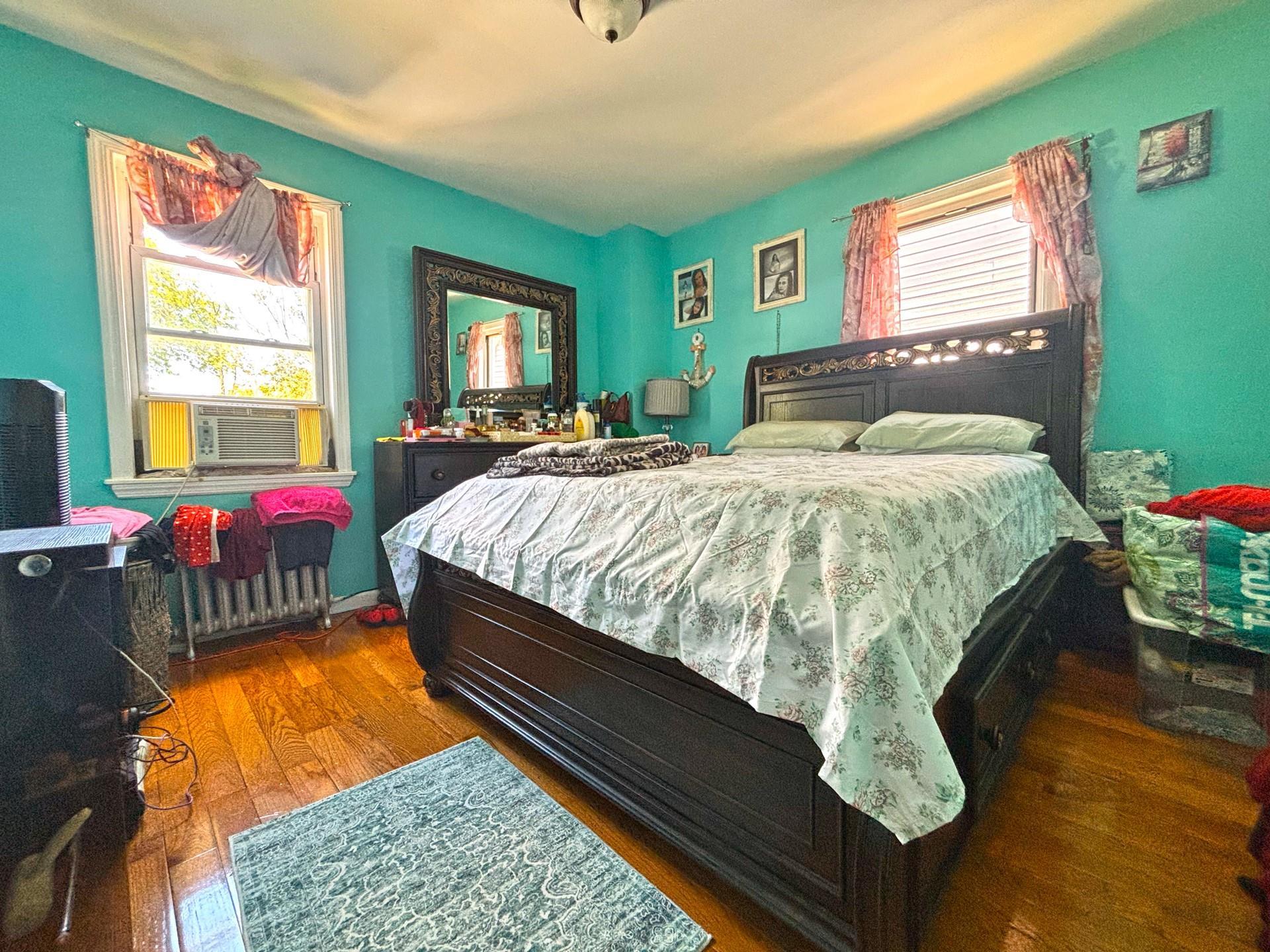 Single Family 142  Queens, NY 11434, MLS-860951-12