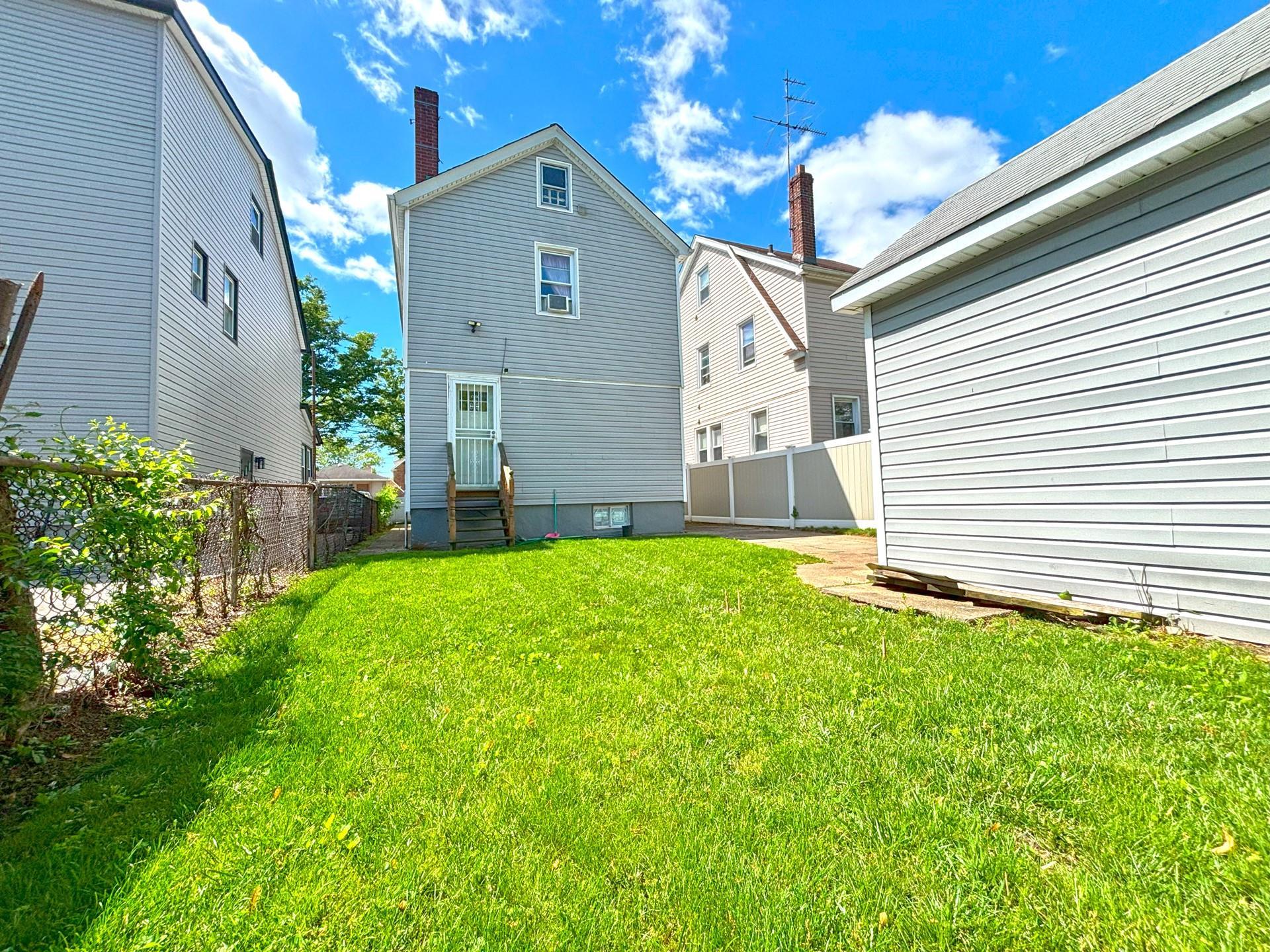 Single Family 142  Queens, NY 11434, MLS-860951-3