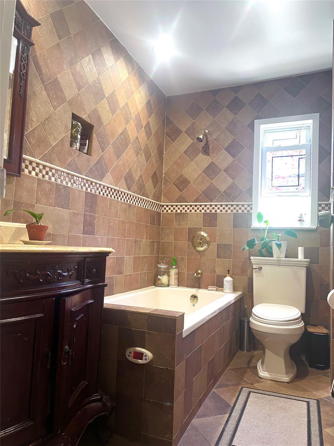 Single Family Rivers  Nassau County, NY 11020, MLS-860954-13