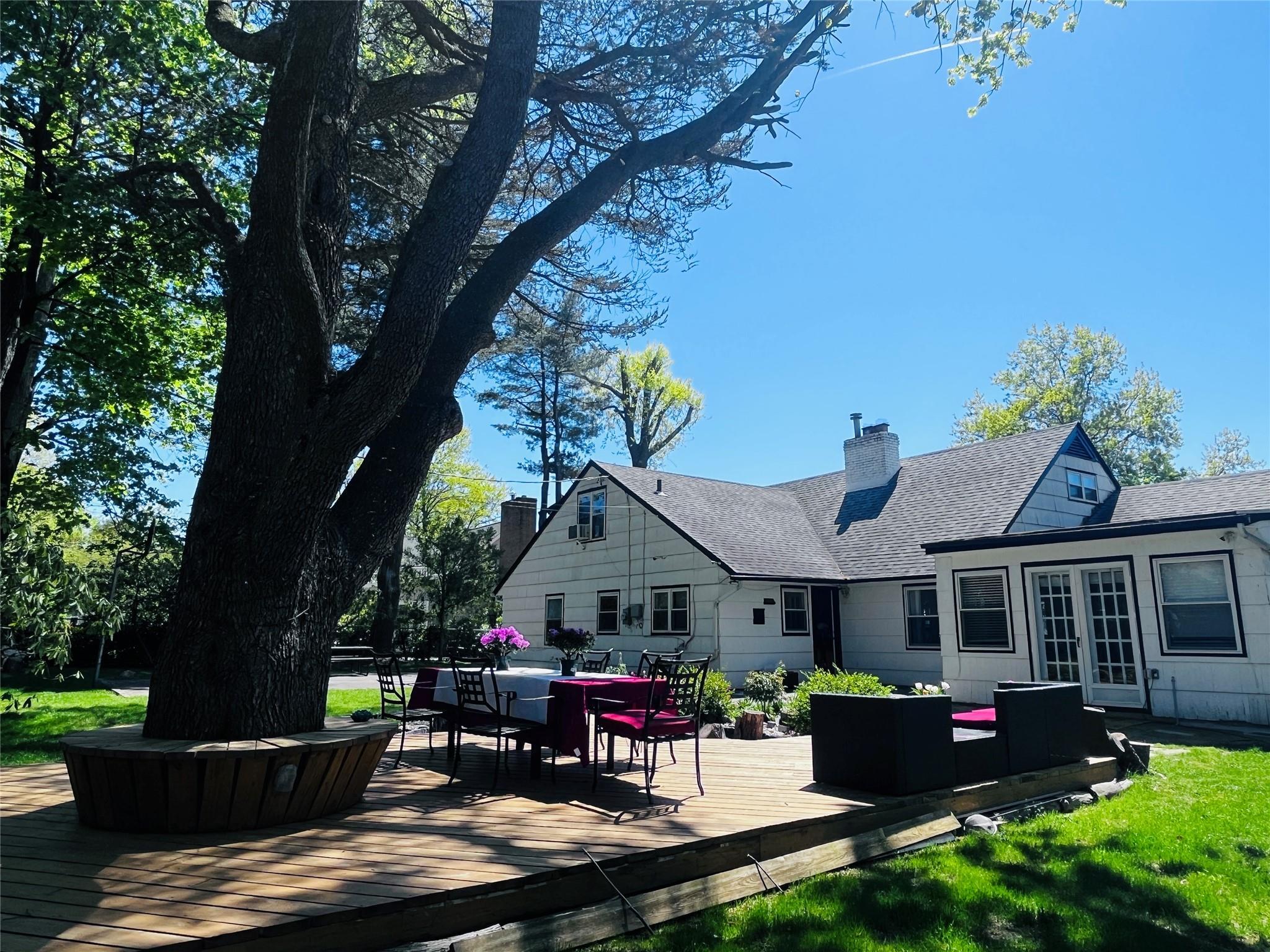 Single Family Rivers  Nassau County, NY 11020, MLS-860954-4