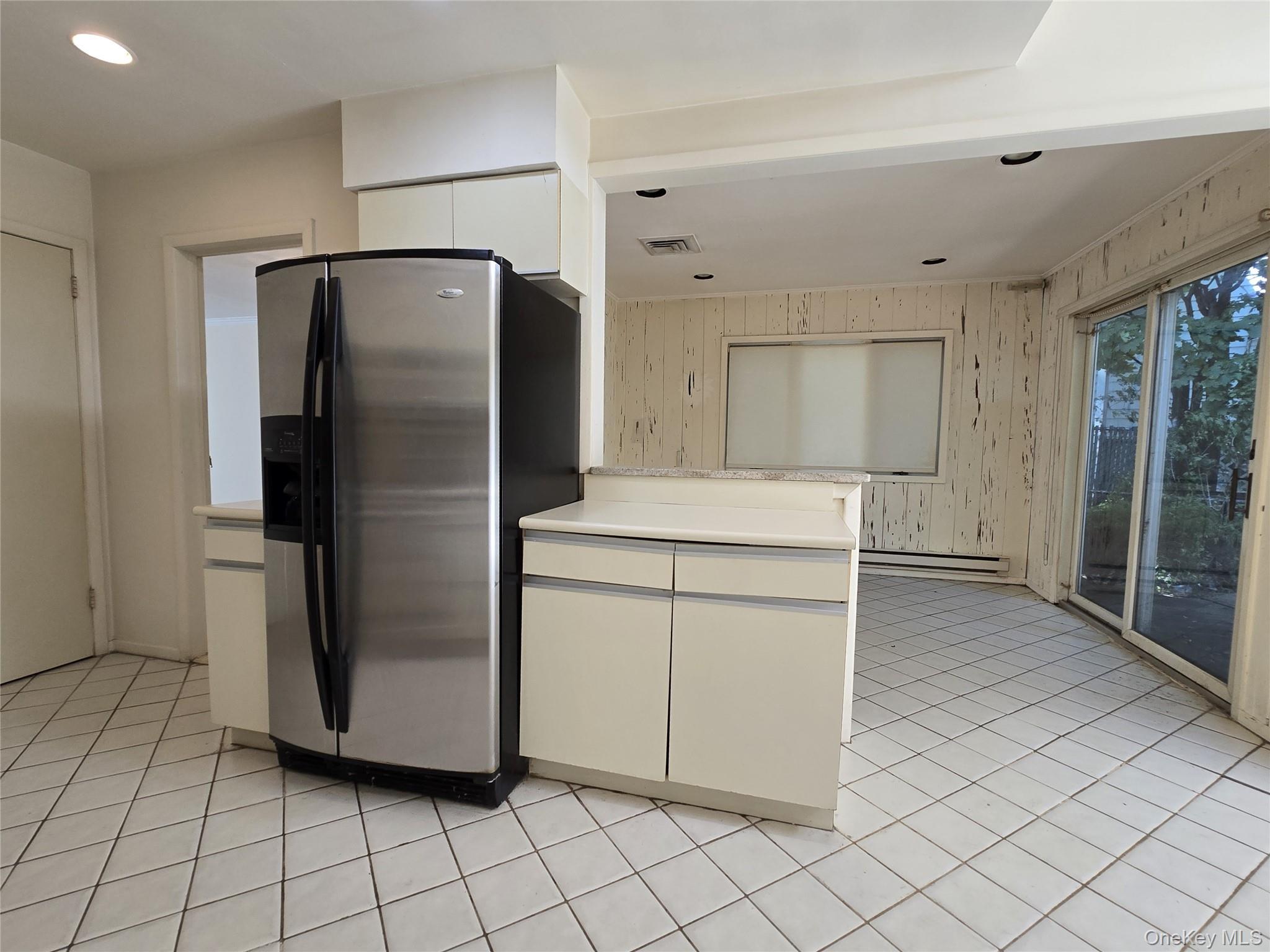 Single Family Leonard  Nassau County, NY 11518, MLS-860962-15