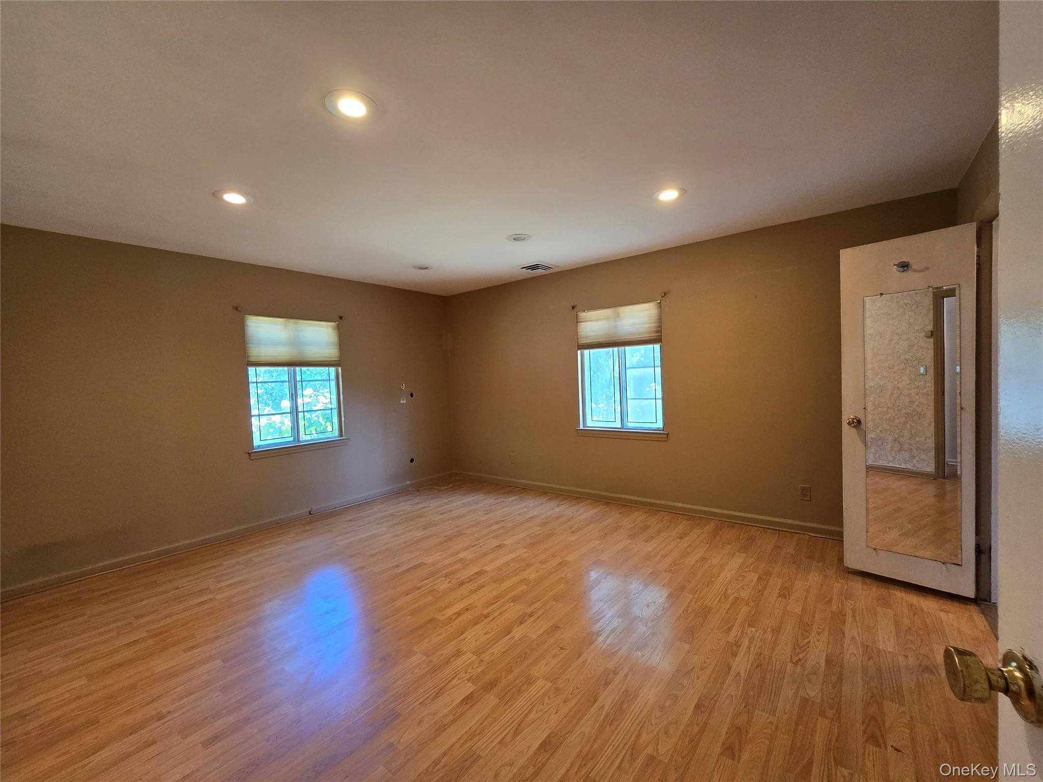 Single Family Leonard  Nassau County, NY 11518, MLS-860962-16