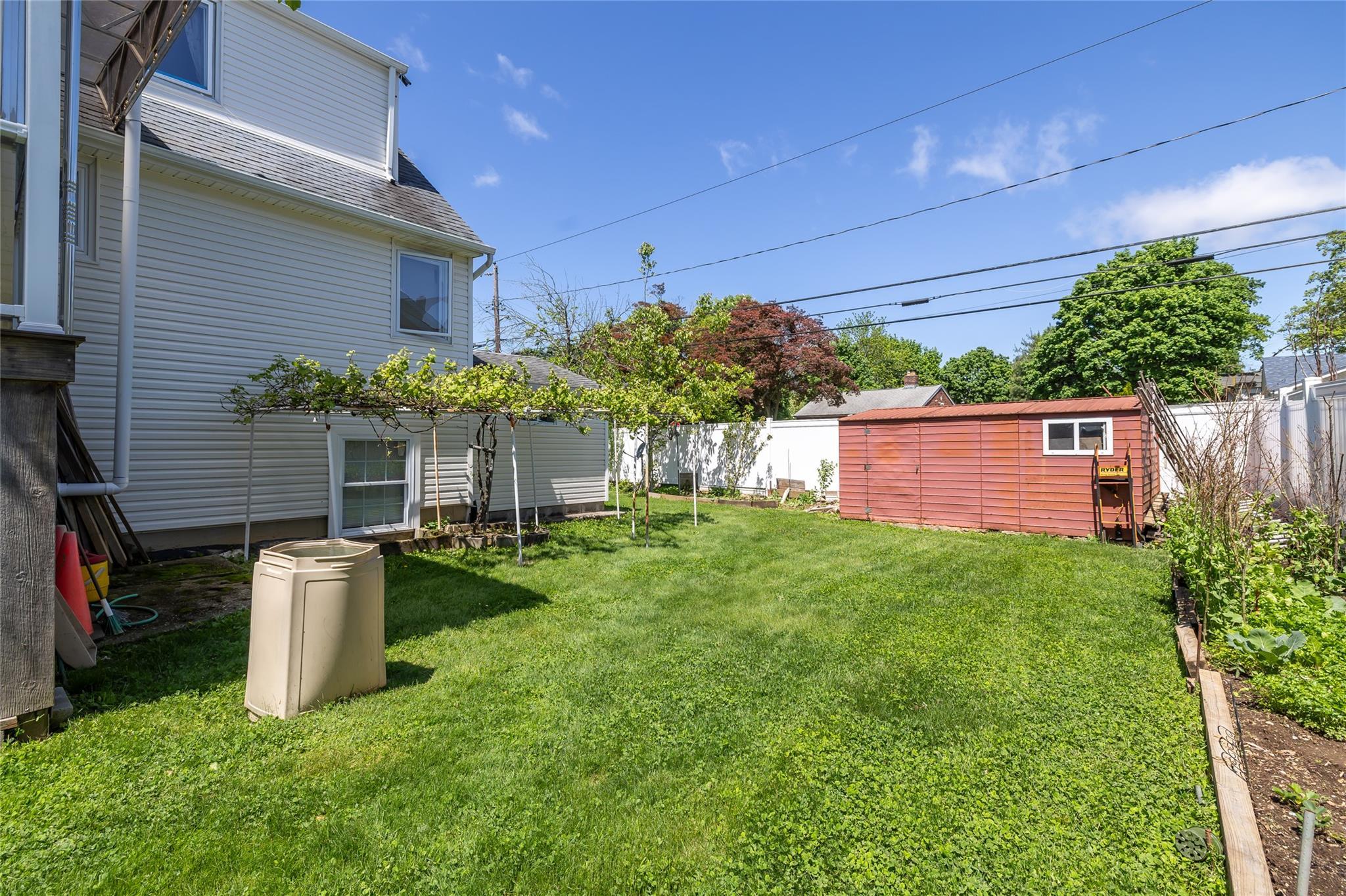 Single Family Varney  Suffolk County, NY 11746, MLS-860965-23