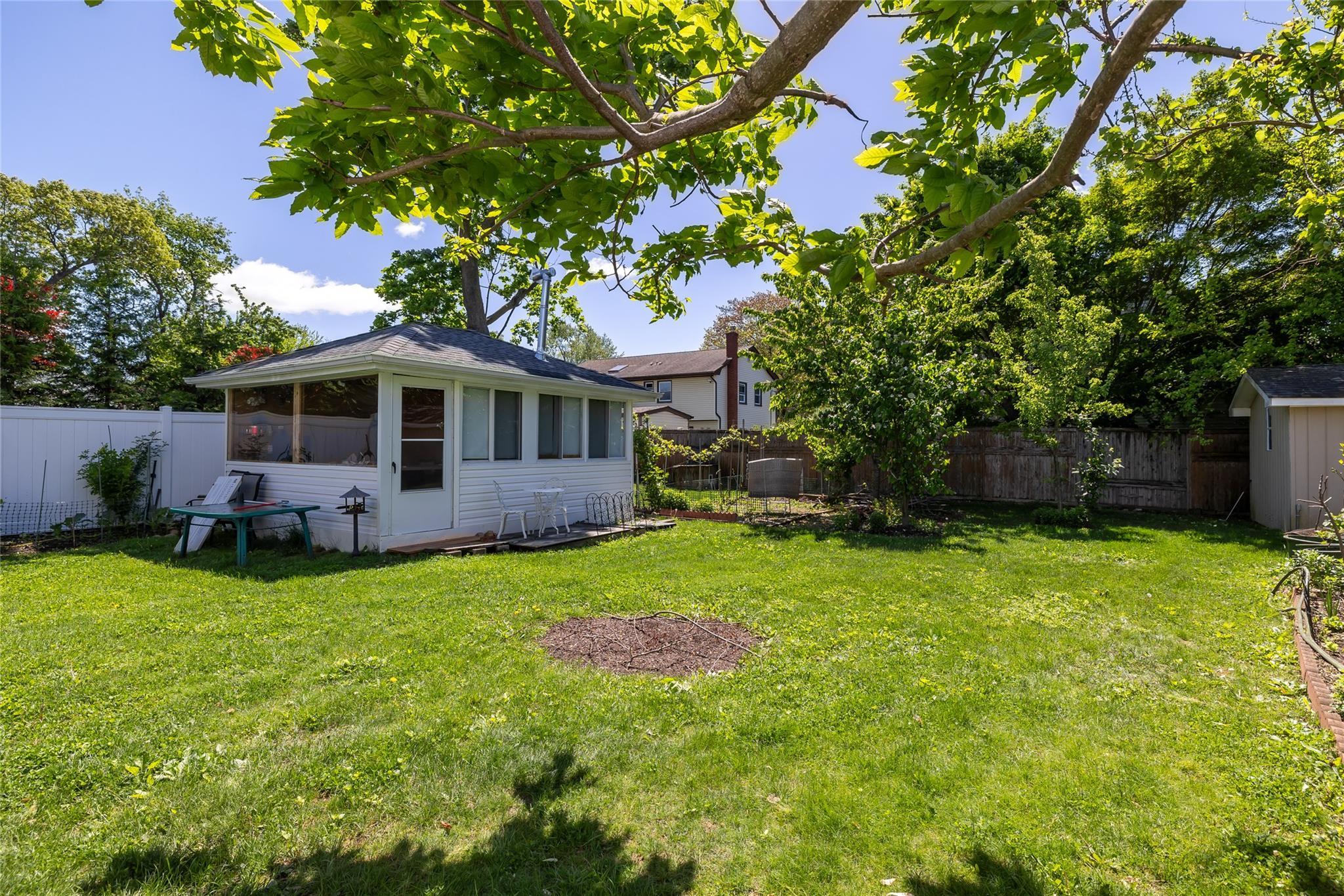 Single Family Varney  Suffolk County, NY 11746, MLS-860965-26