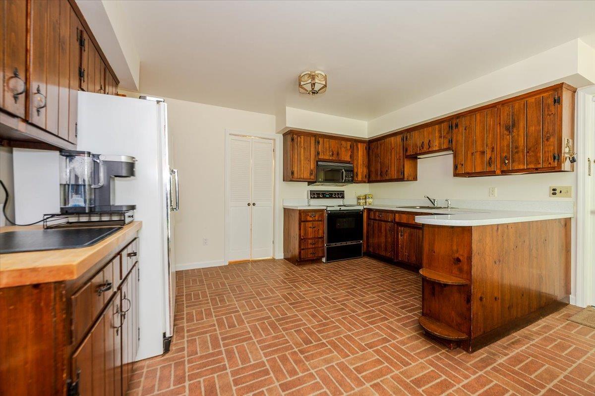 Single Family Summit  Westchester County, NY 10589, MLS-860973-13