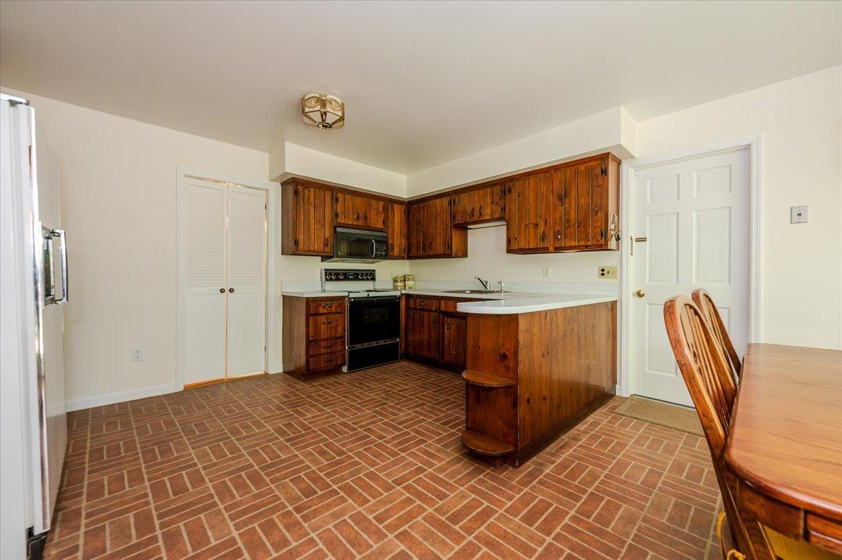 Single Family Summit  Westchester County, NY 10589, MLS-860973-14