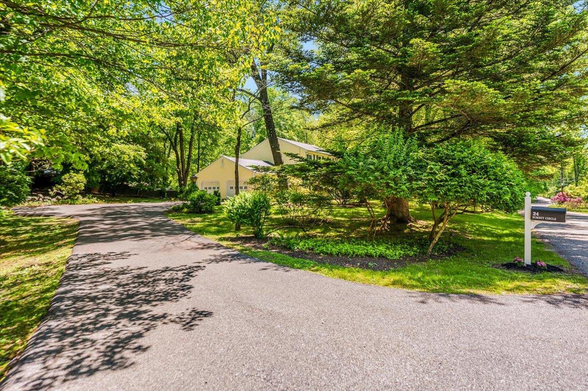 Single Family Summit  Westchester County, NY 10589, MLS-860973-23