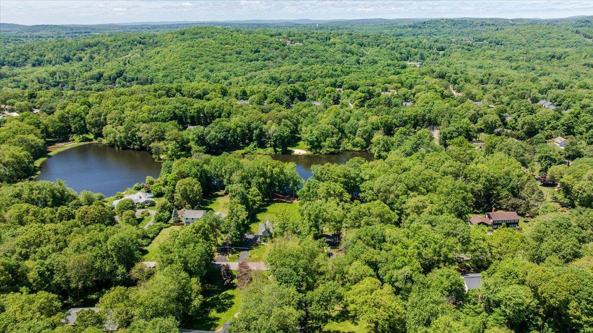 Single Family Summit  Westchester County, NY 10589, MLS-860973-37