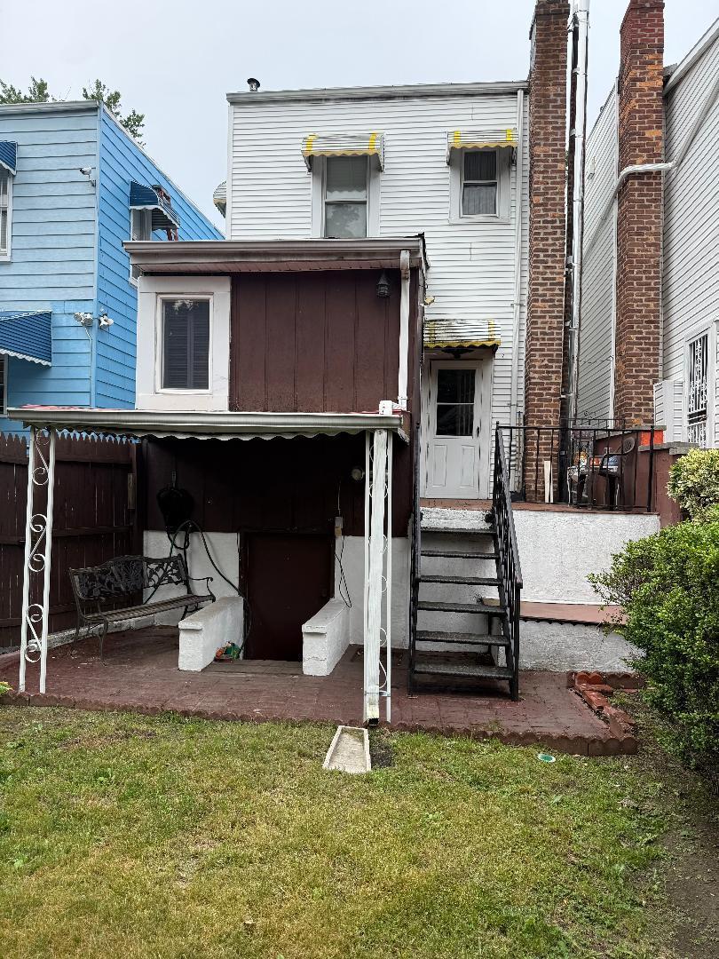 Single Family De Reimer  Bronx, NY 10466, MLS-860974-18