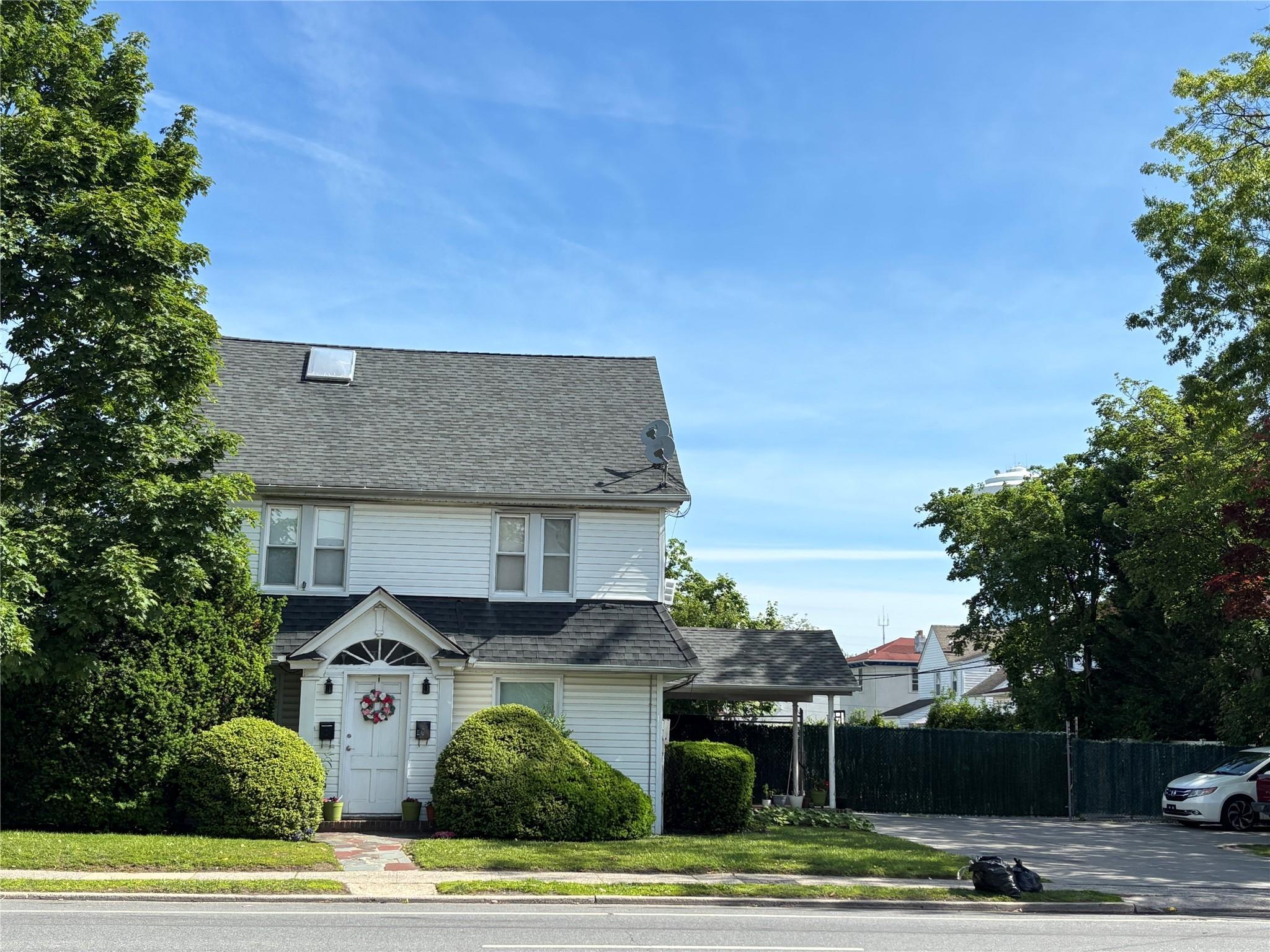 Single Family Merrick Nassau County, NY 11570, MLS-860978-3